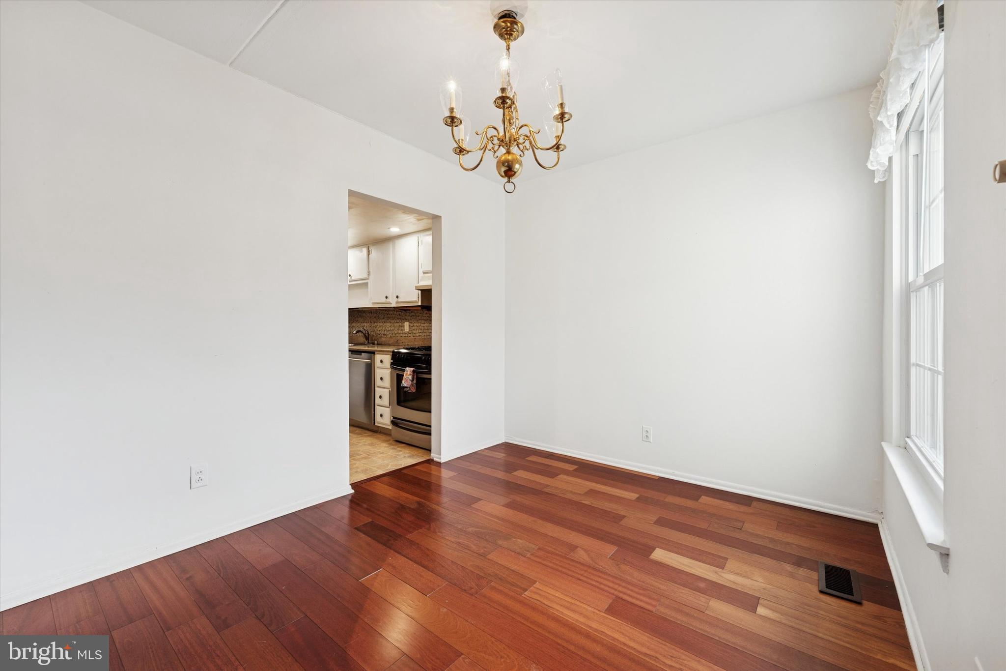 92 OLD FORGE CROSSING