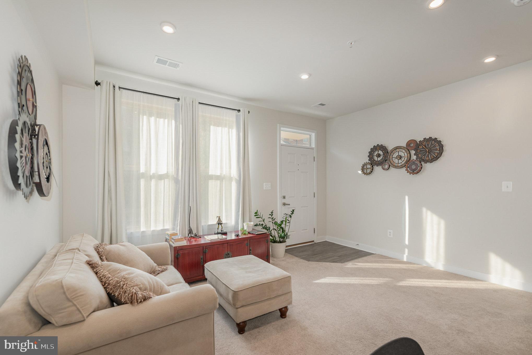 OLDHAM CROSSING - Residential
