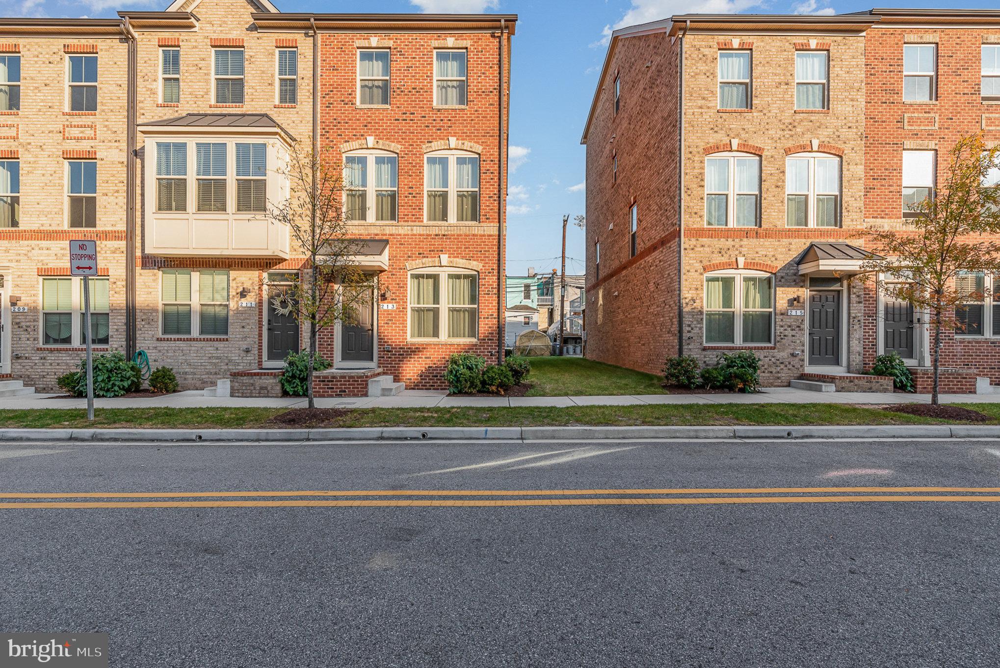 OLDHAM CROSSING - Residential