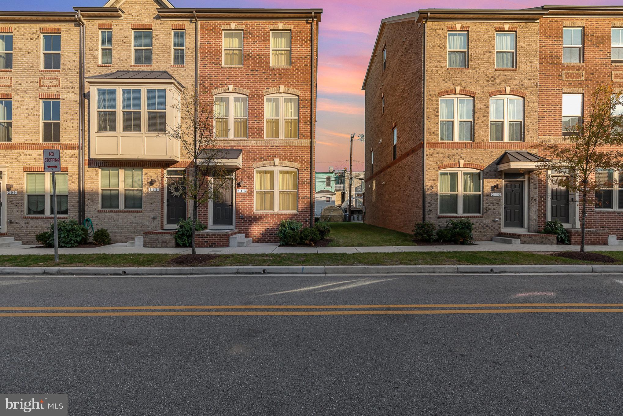 OLDHAM CROSSING - Residential