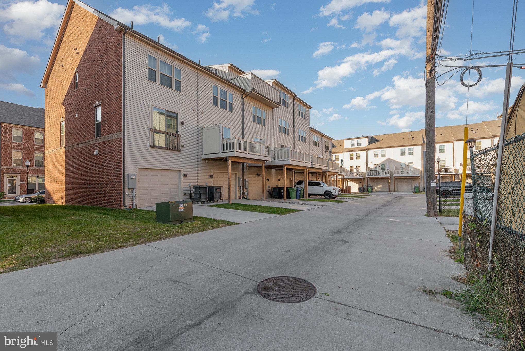 OLDHAM CROSSING - Residential