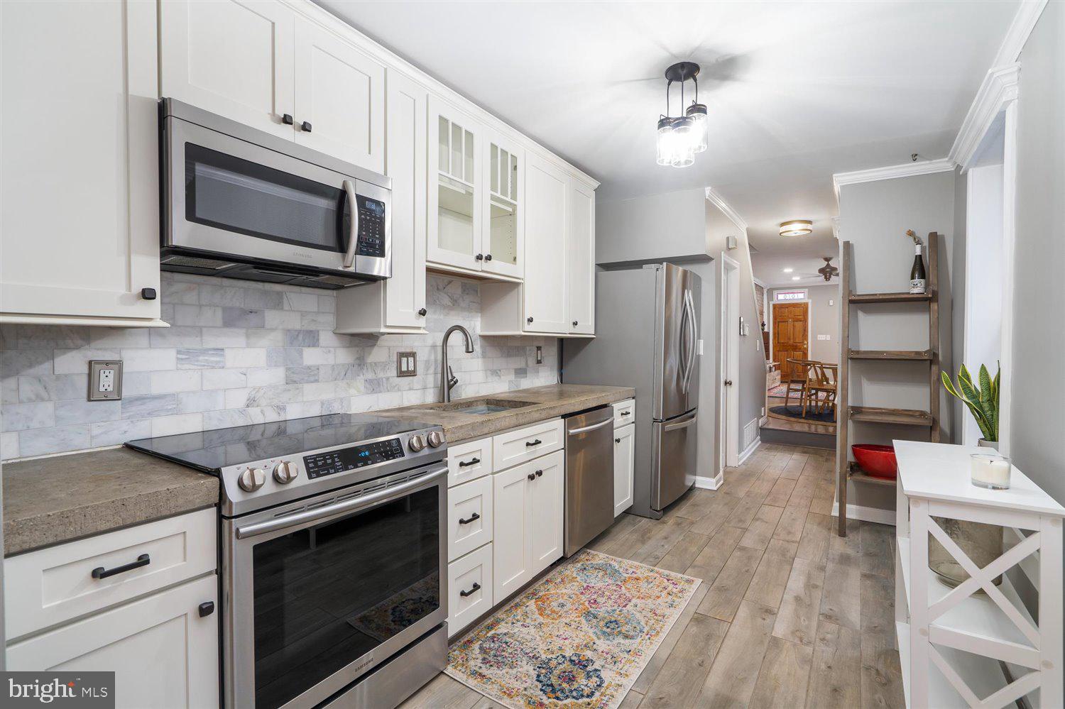 CANTON - Residential