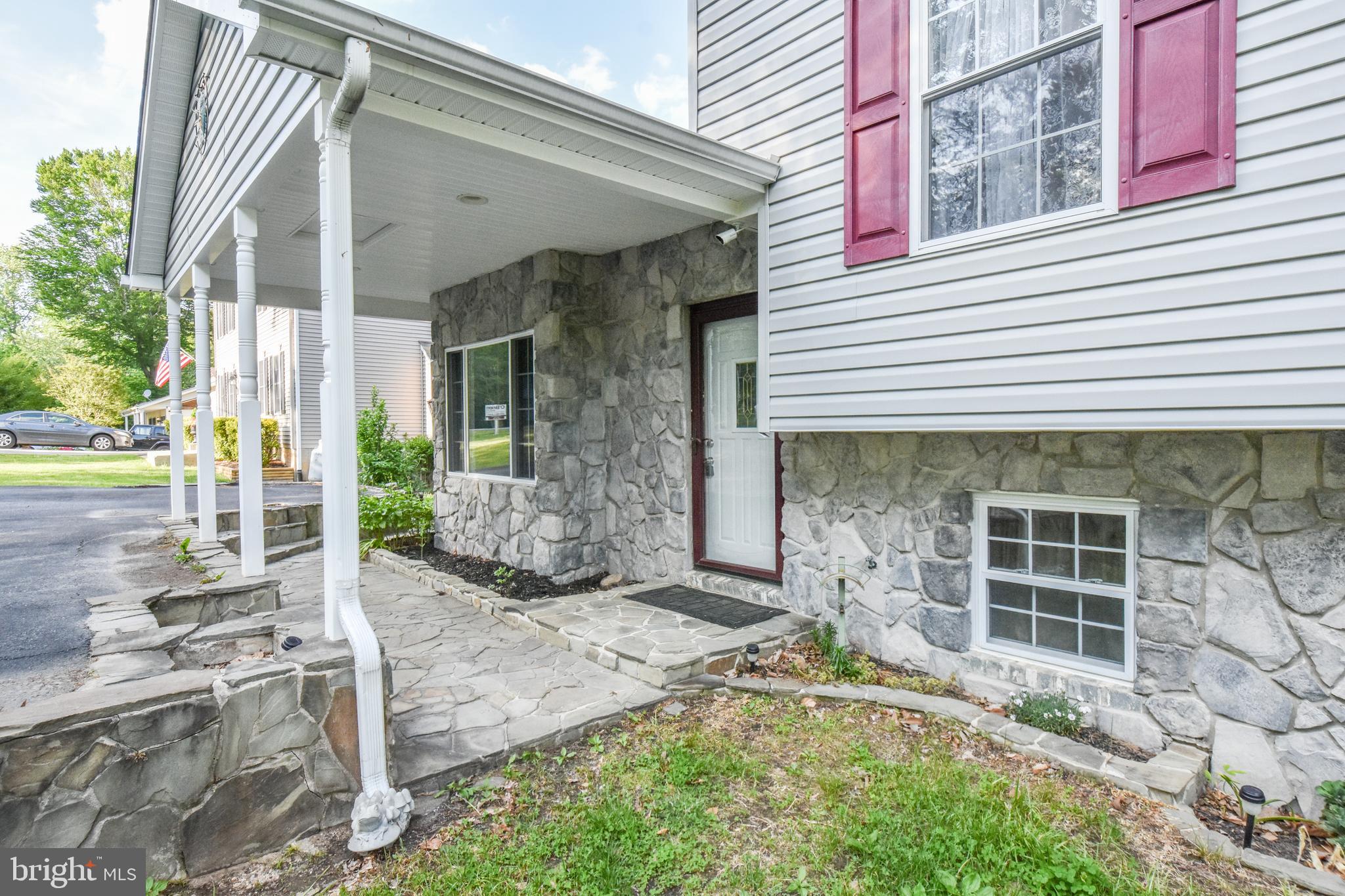 CHESAPEAKE RANCH ESTATES - Residential Lease