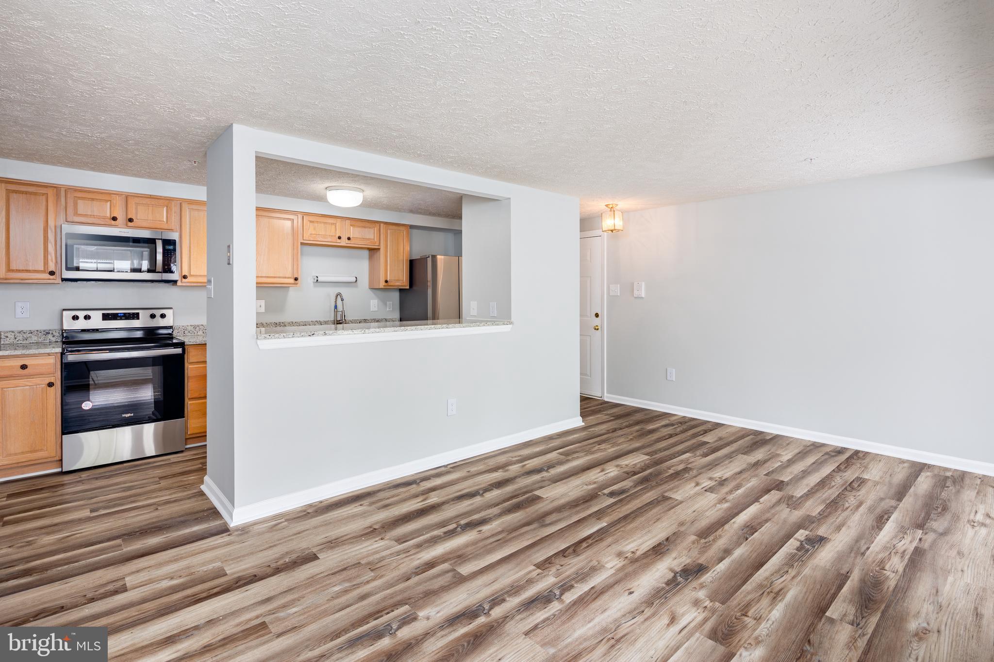 WOODBRIDGE CENTER - Residential