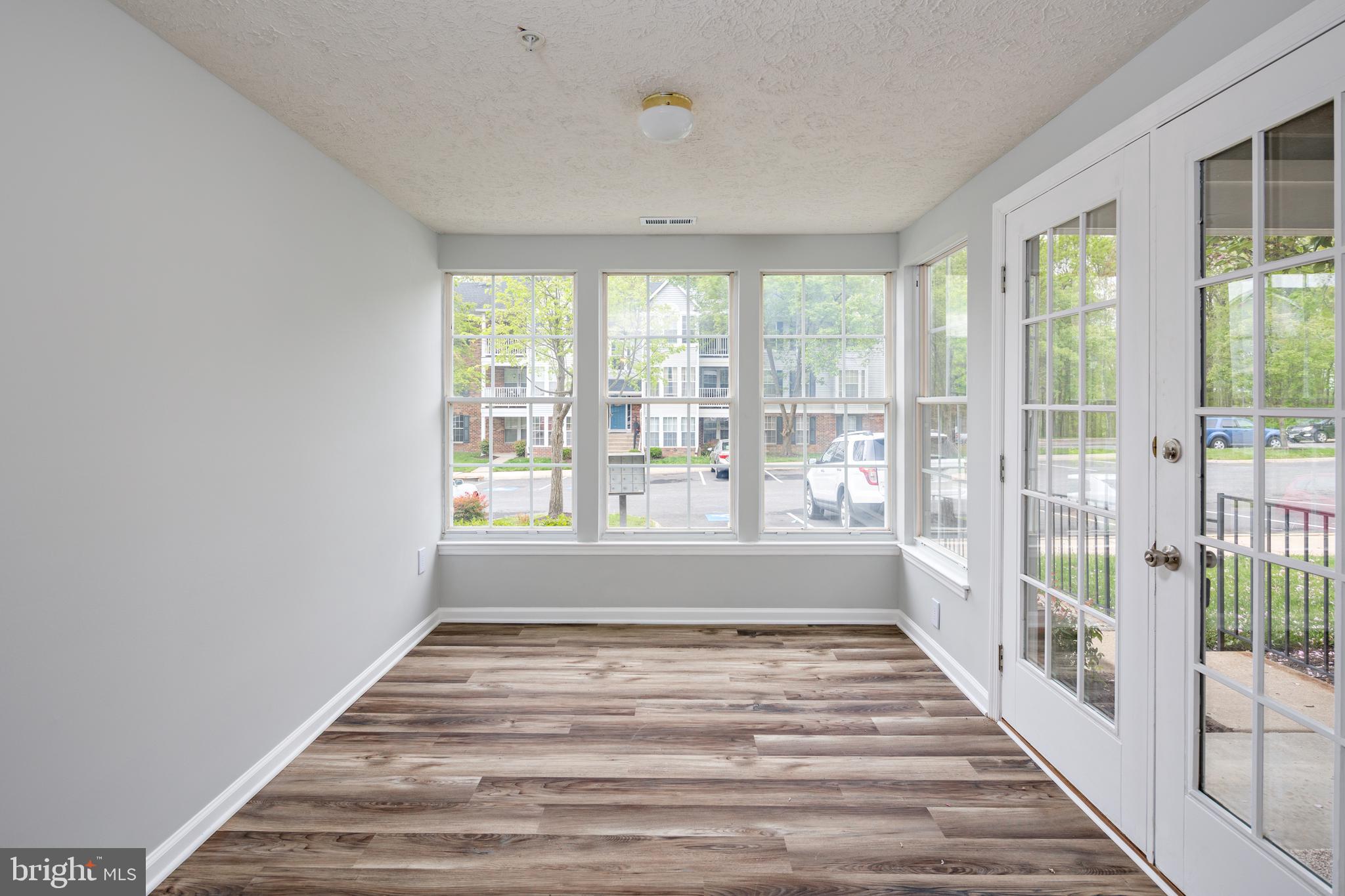 WOODBRIDGE CENTER - Residential