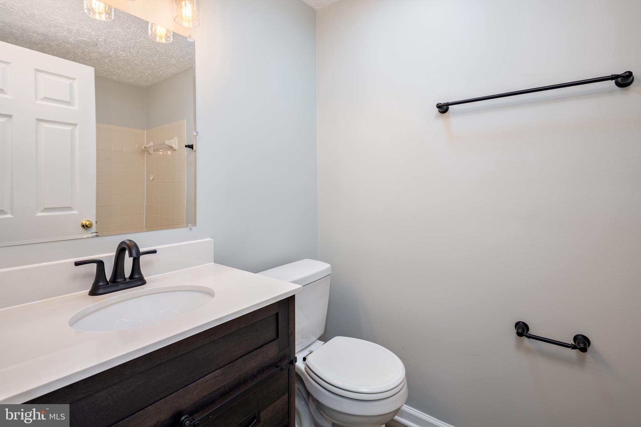 WOODBRIDGE CENTER - Residential