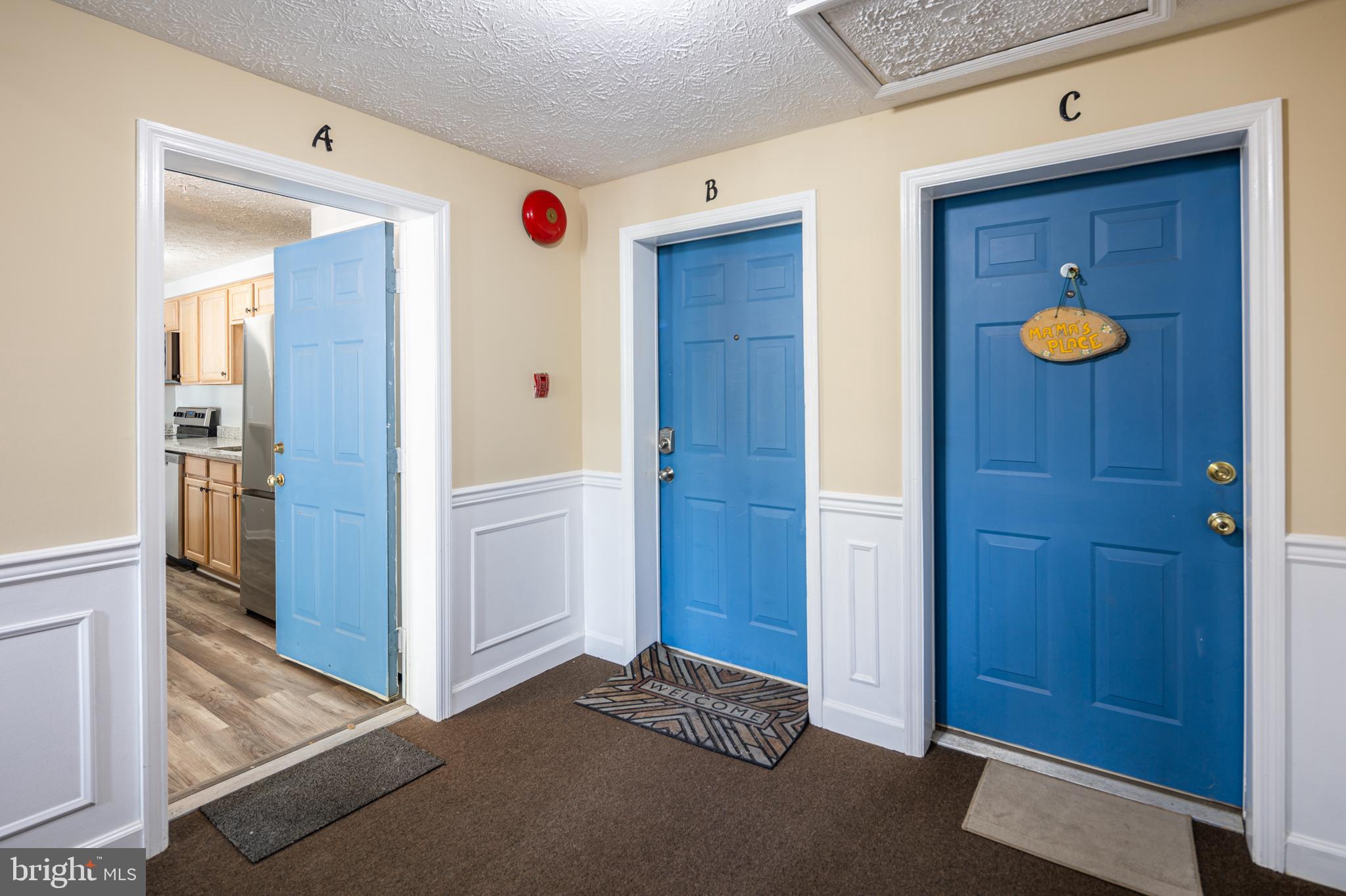 WOODBRIDGE CENTER - Residential