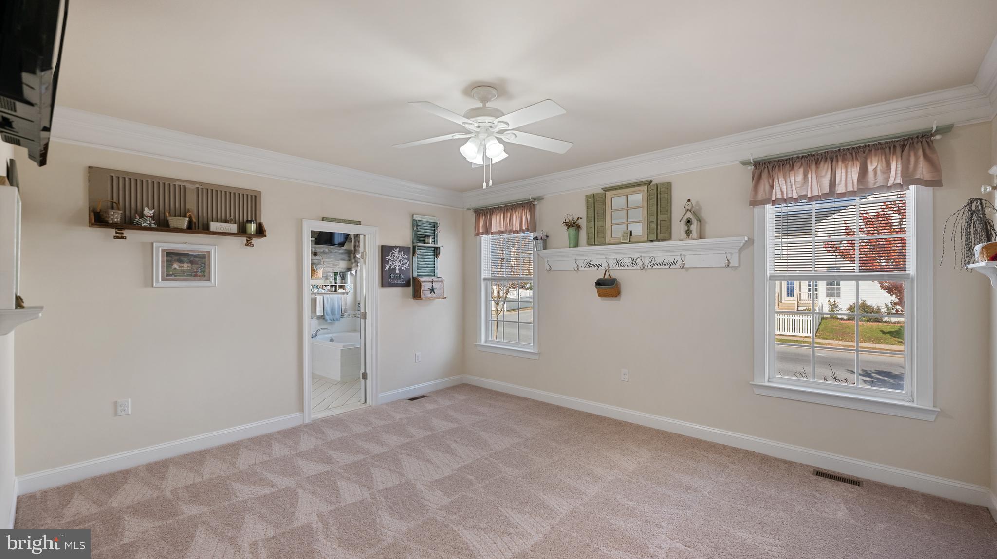 LAKELAND PLACE - Residential