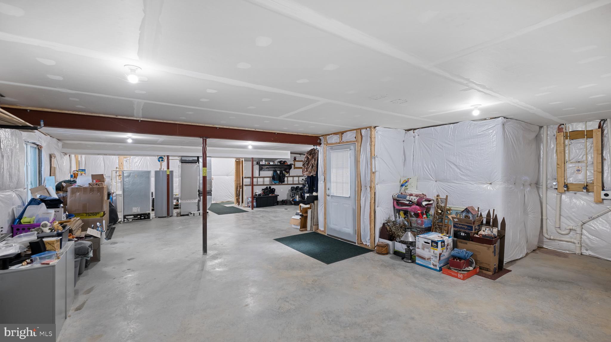 LAKELAND PLACE - Residential