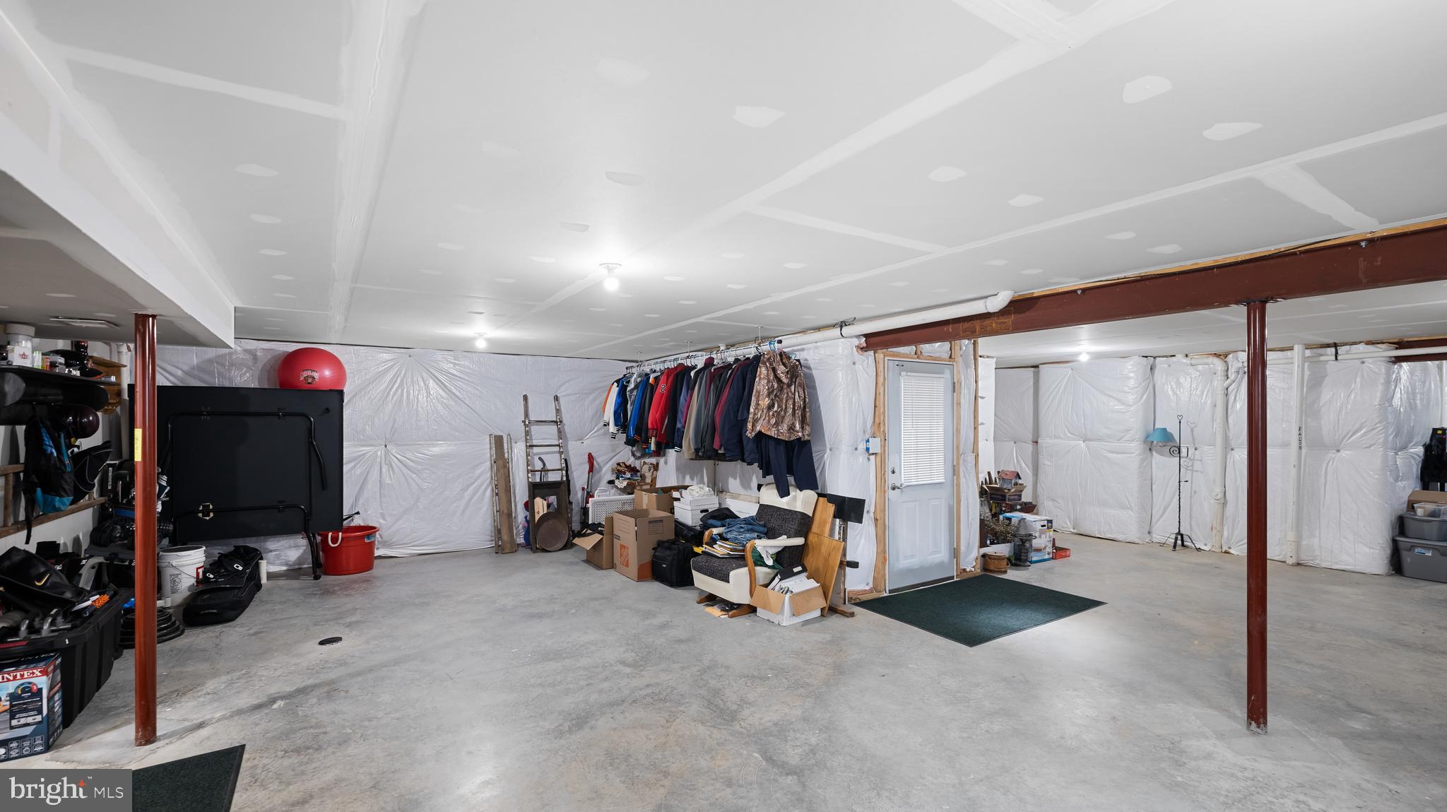 LAKELAND PLACE - Residential