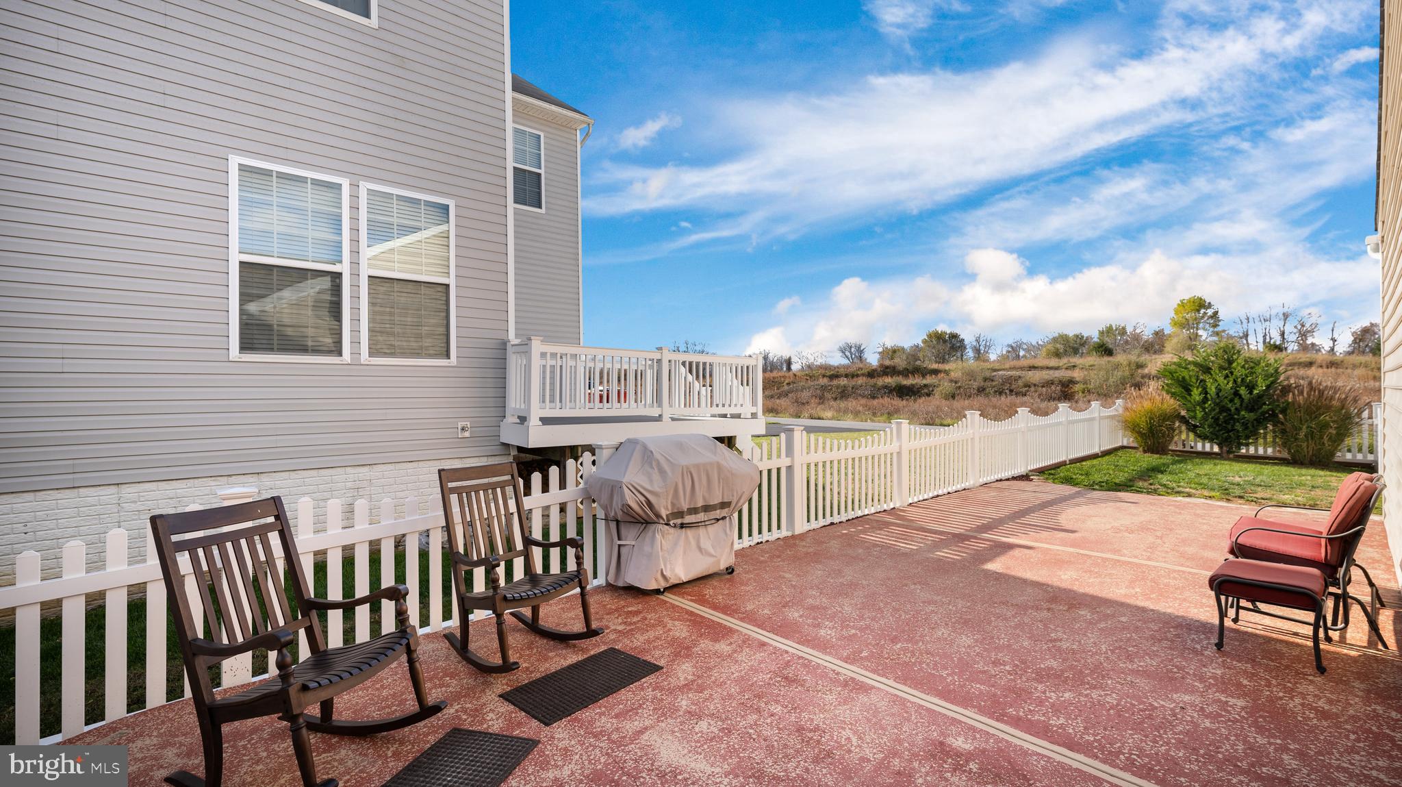 LAKELAND PLACE - Residential