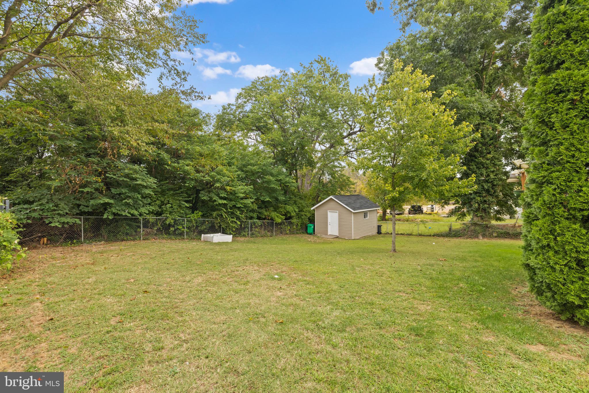 BELTSVILLE - Residential