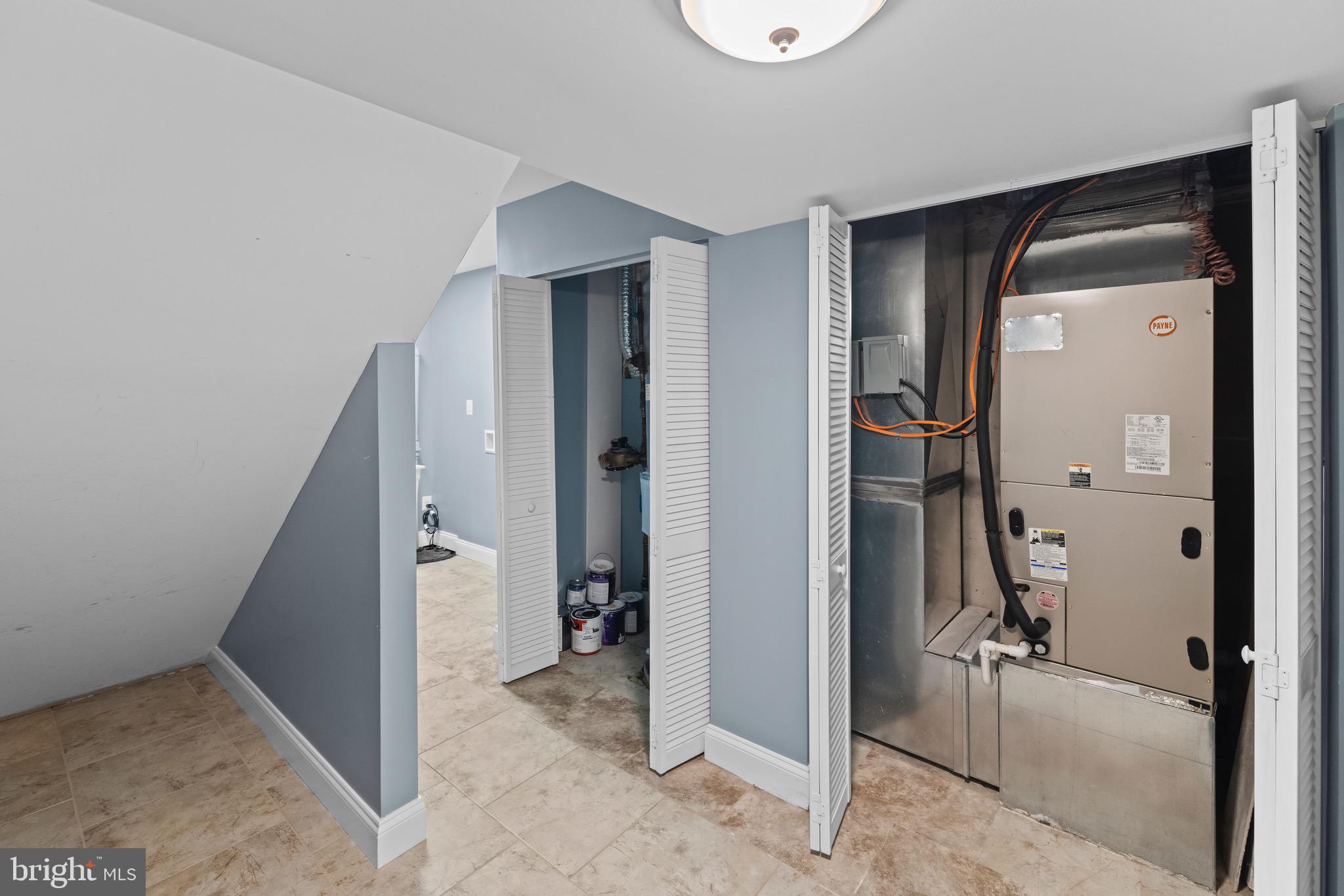 BELTSVILLE - Residential