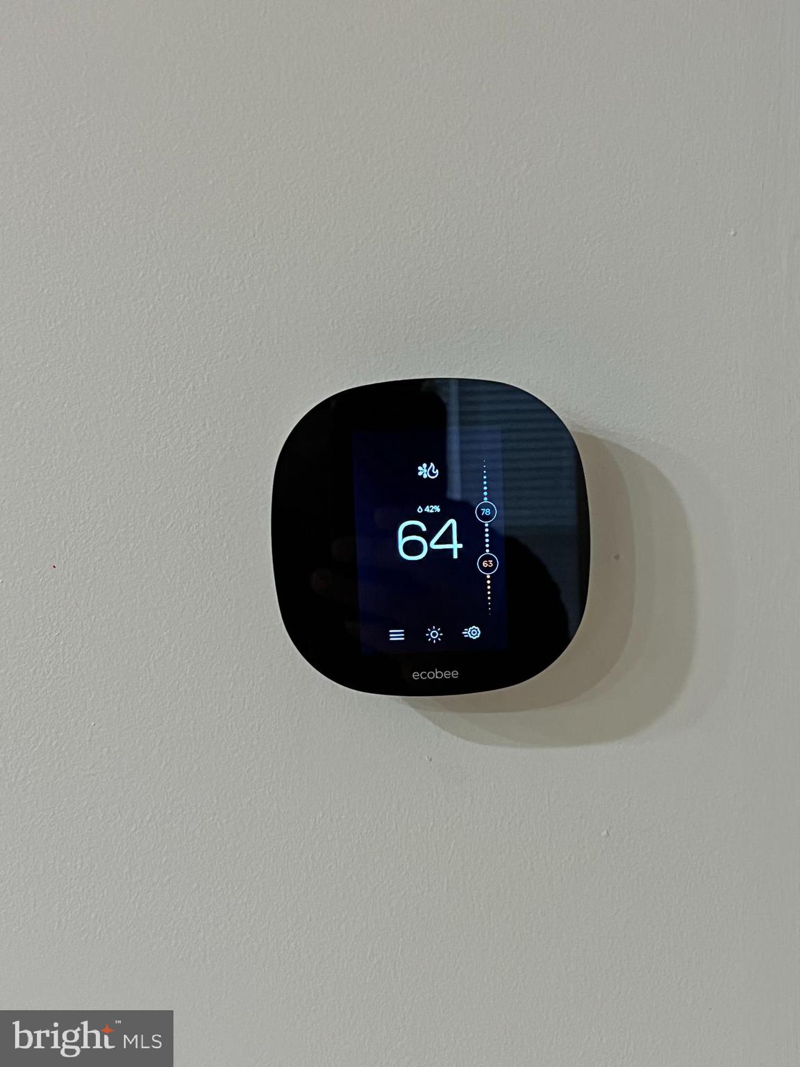 TAMARLANE - Residential Lease