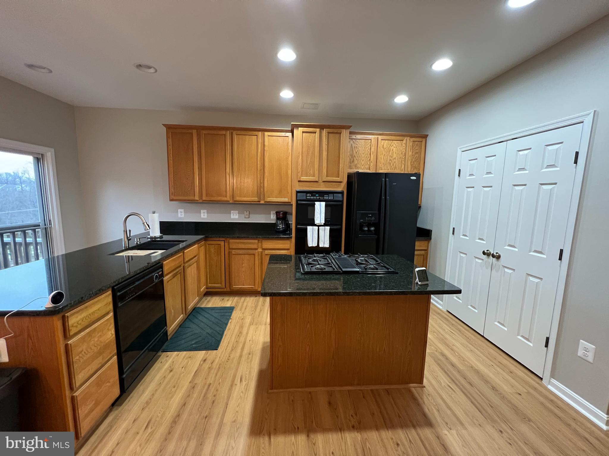 TAMARLANE - Residential Lease