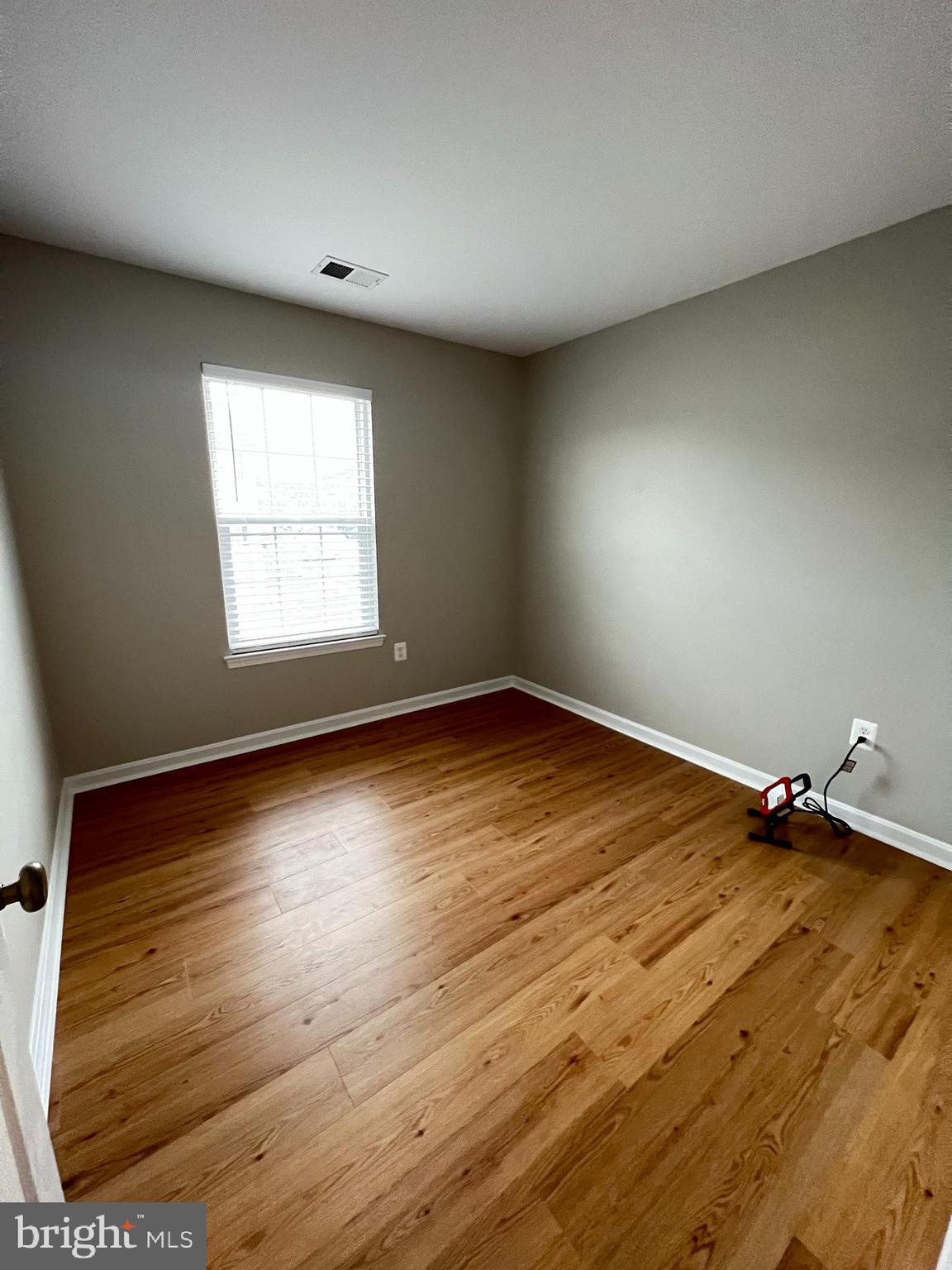 TAMARLANE - Residential Lease