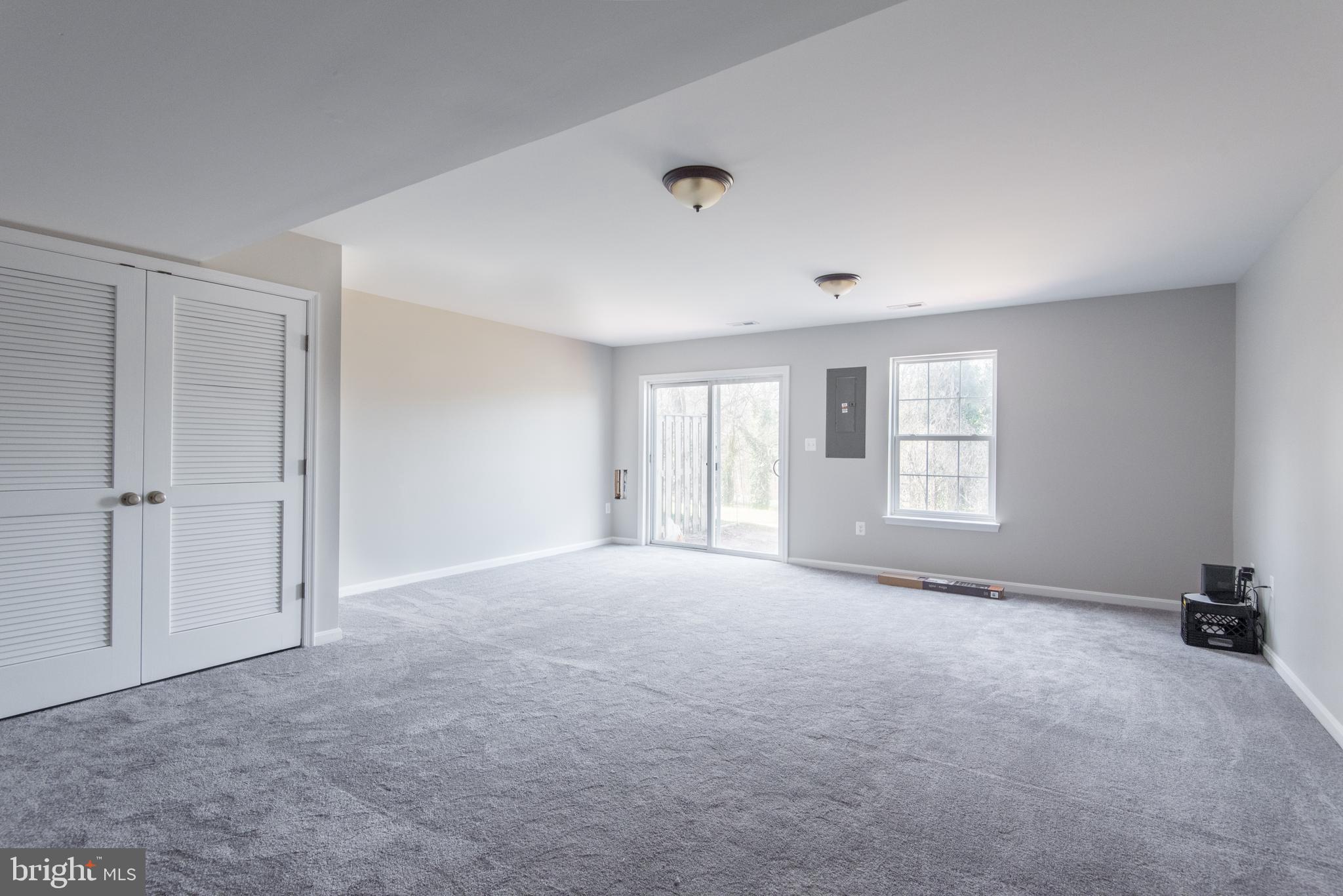 TAMARLANE - Residential Lease