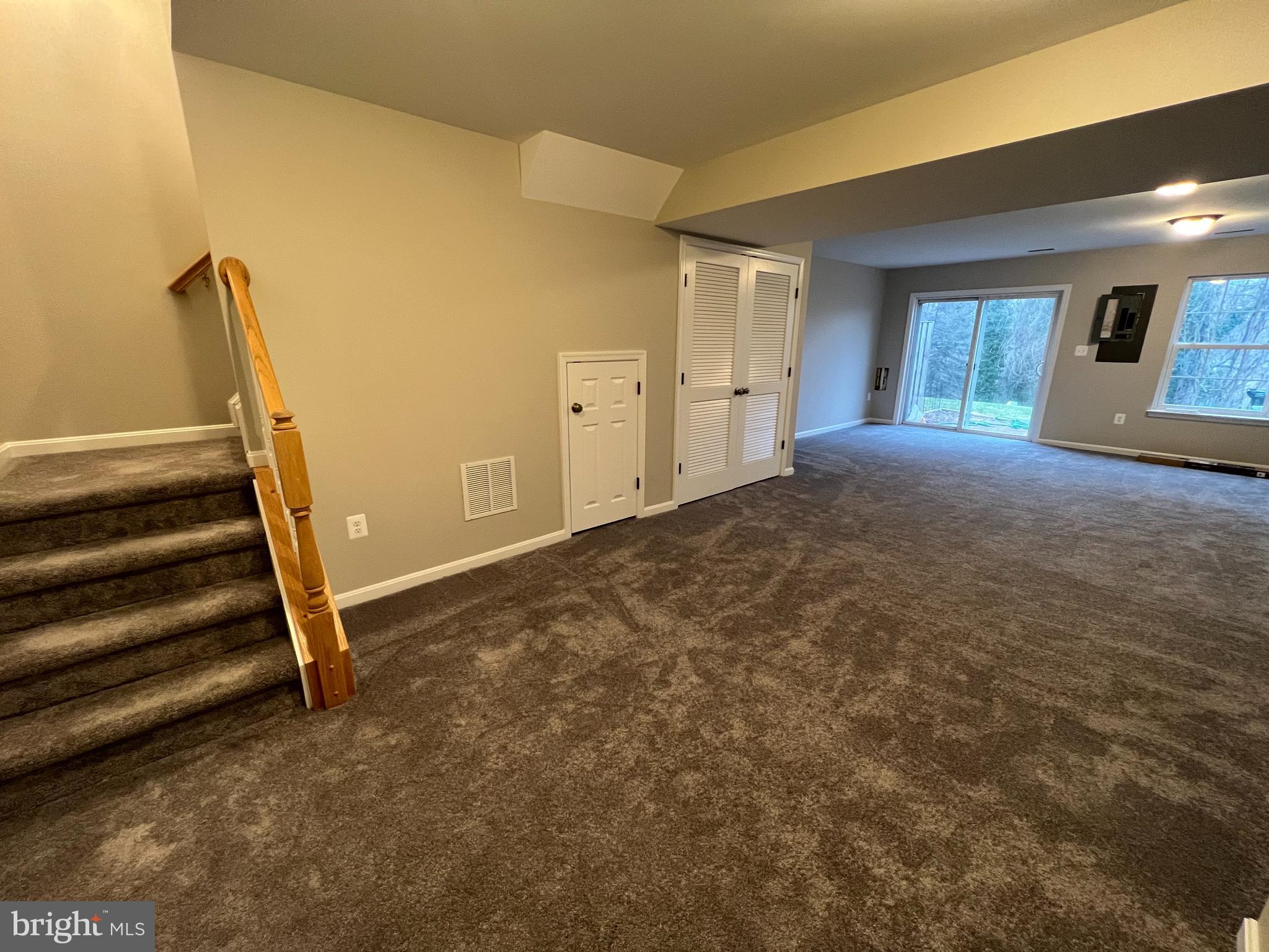 TAMARLANE - Residential Lease