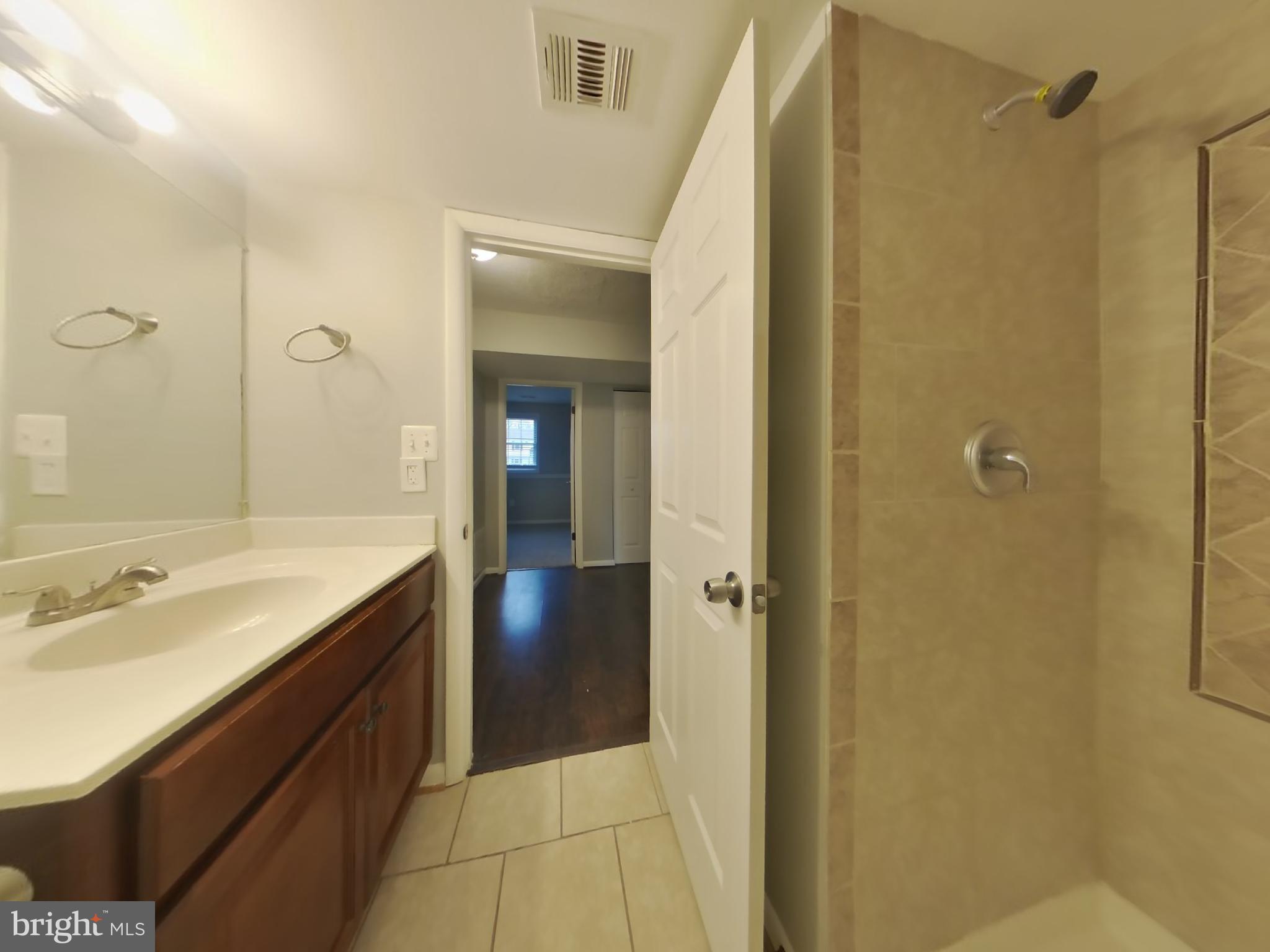 ST CHARLES BANNISTER - Residential Lease