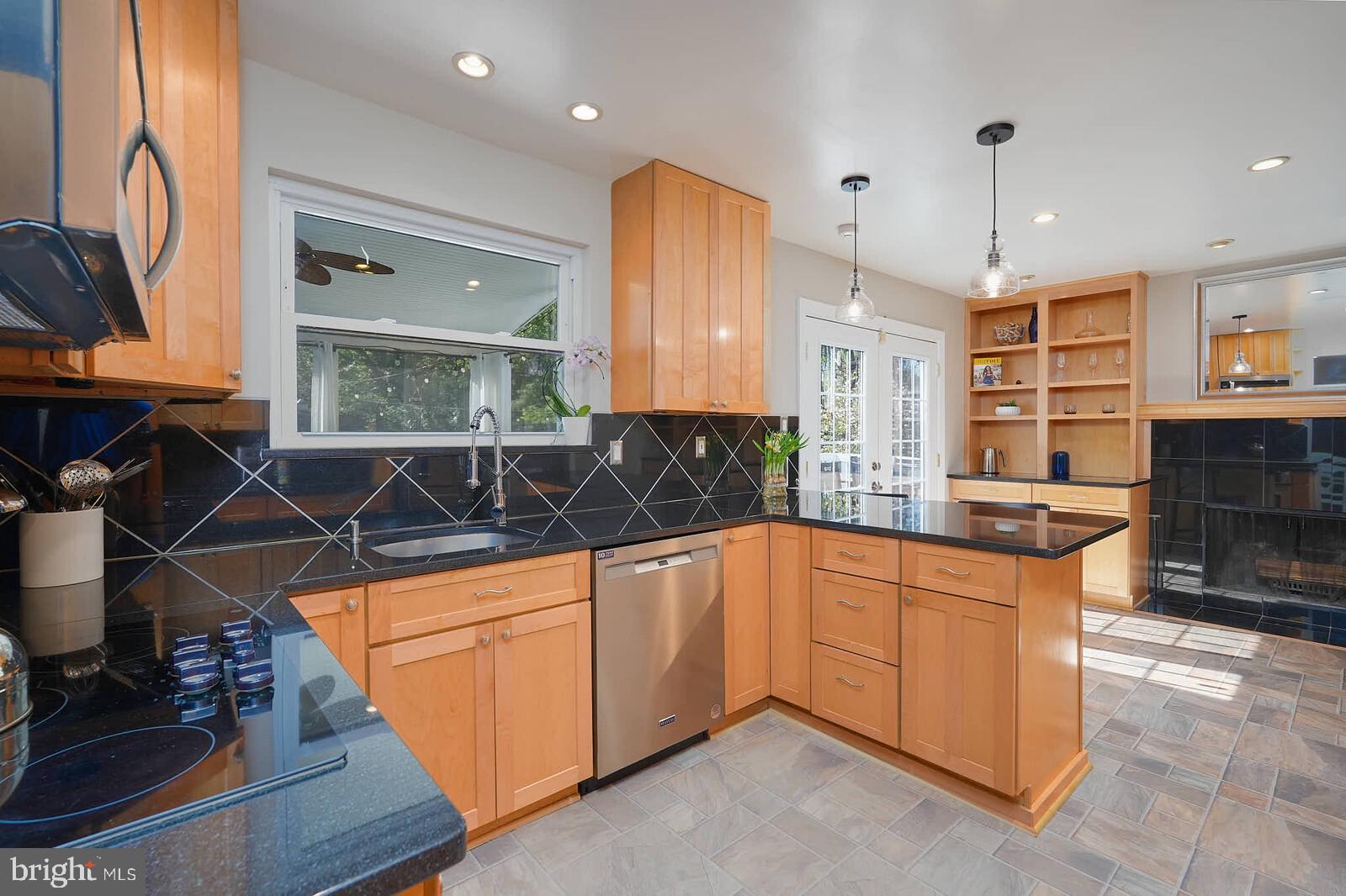 OLNEY SQUARE - Residential