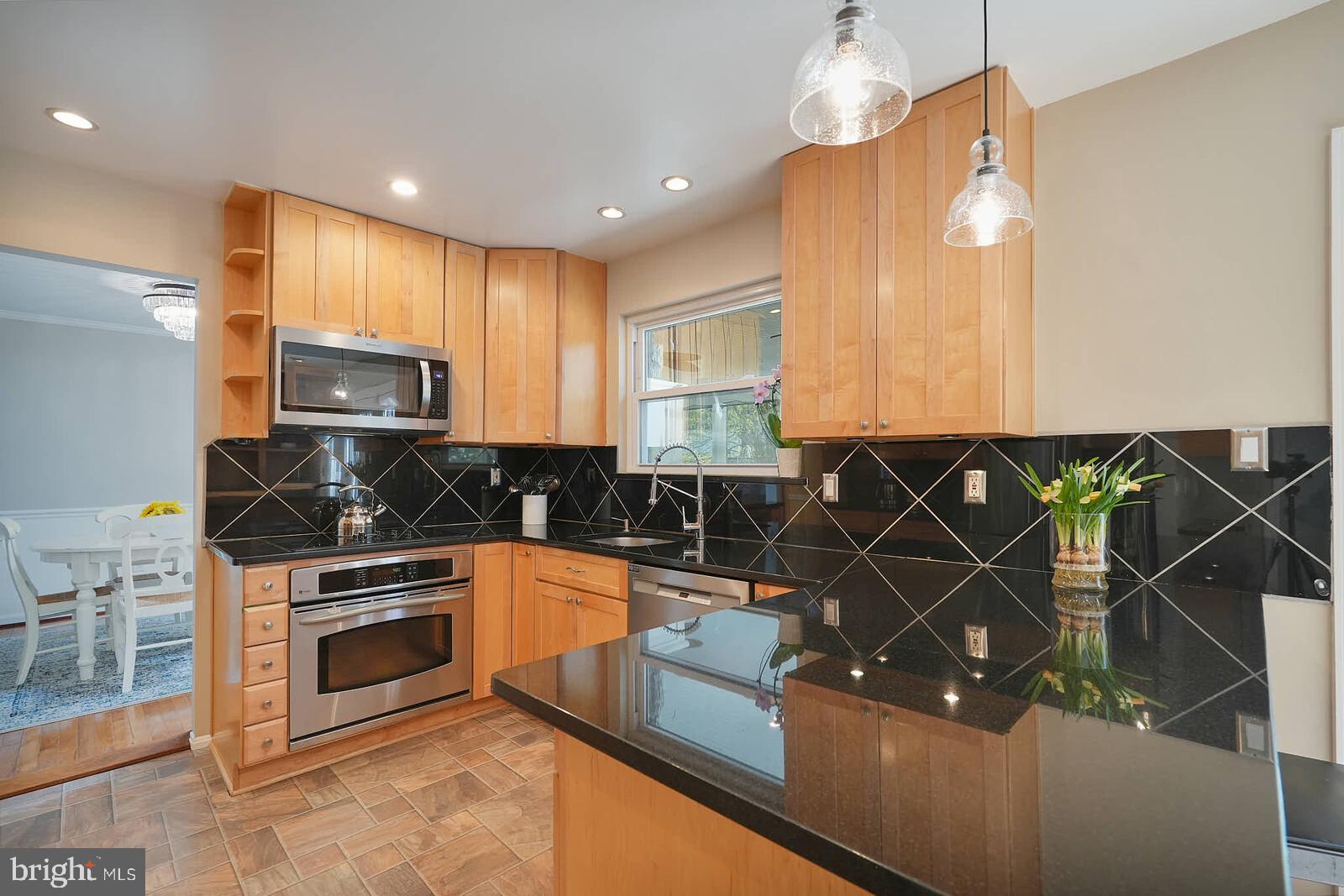 OLNEY SQUARE - Residential