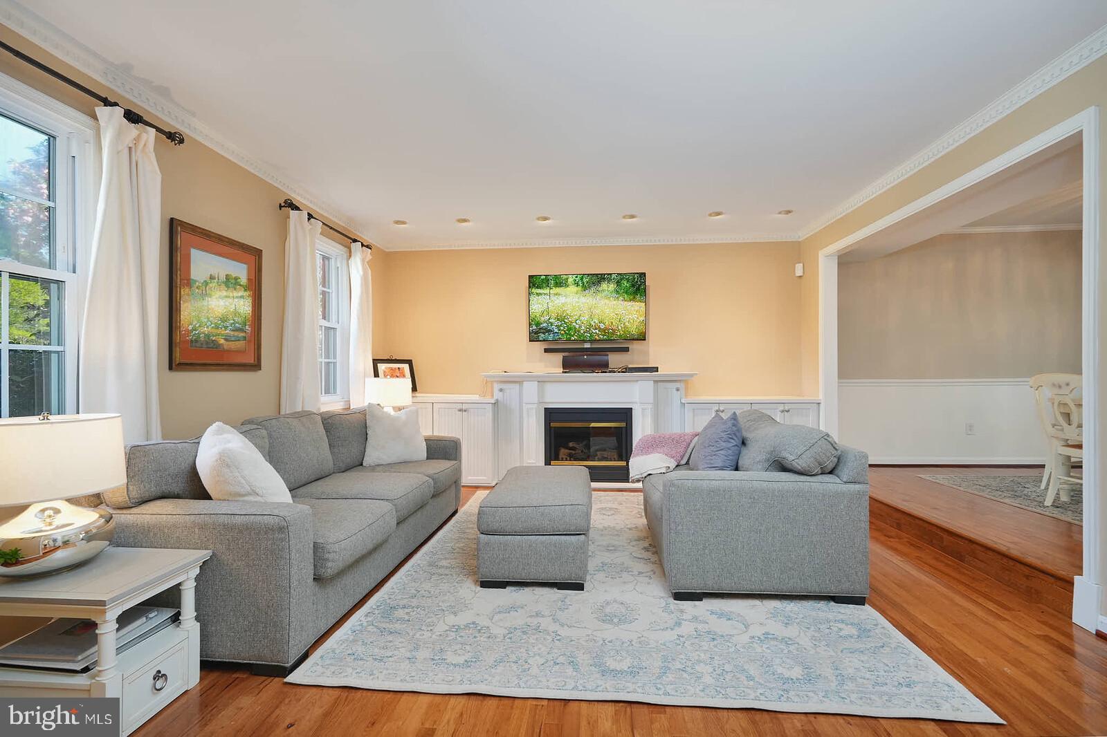 OLNEY SQUARE - Residential