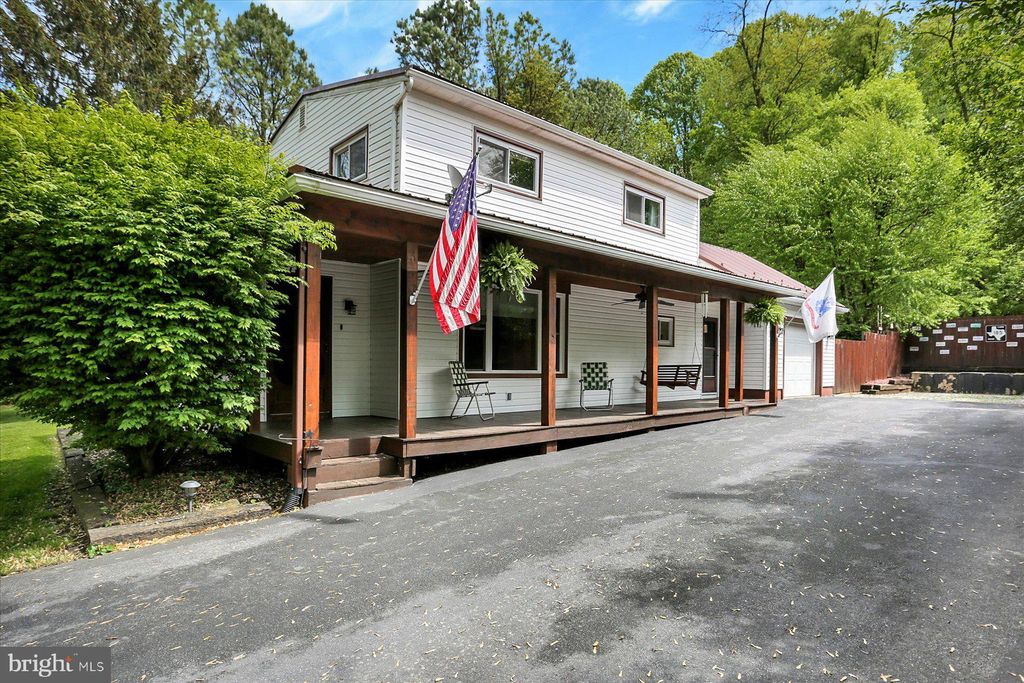 Photo of 24 E ELM ST, CONESTOGA, PA 17516 (MLS # PALA2034276)