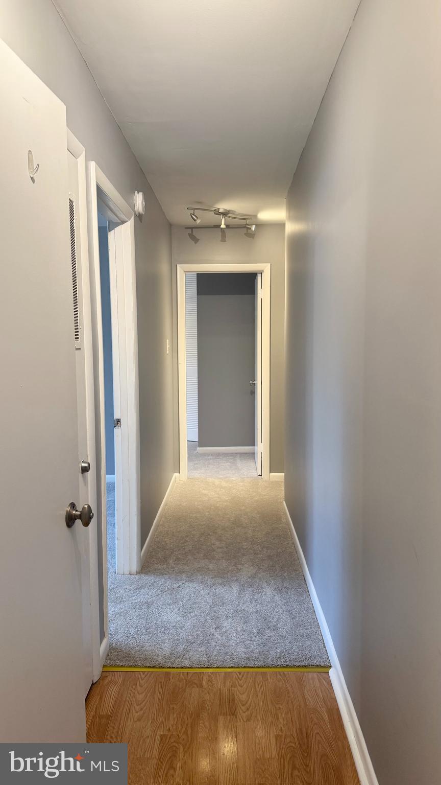 PARKSIDE CONDOMINIUMS - Residential Lease