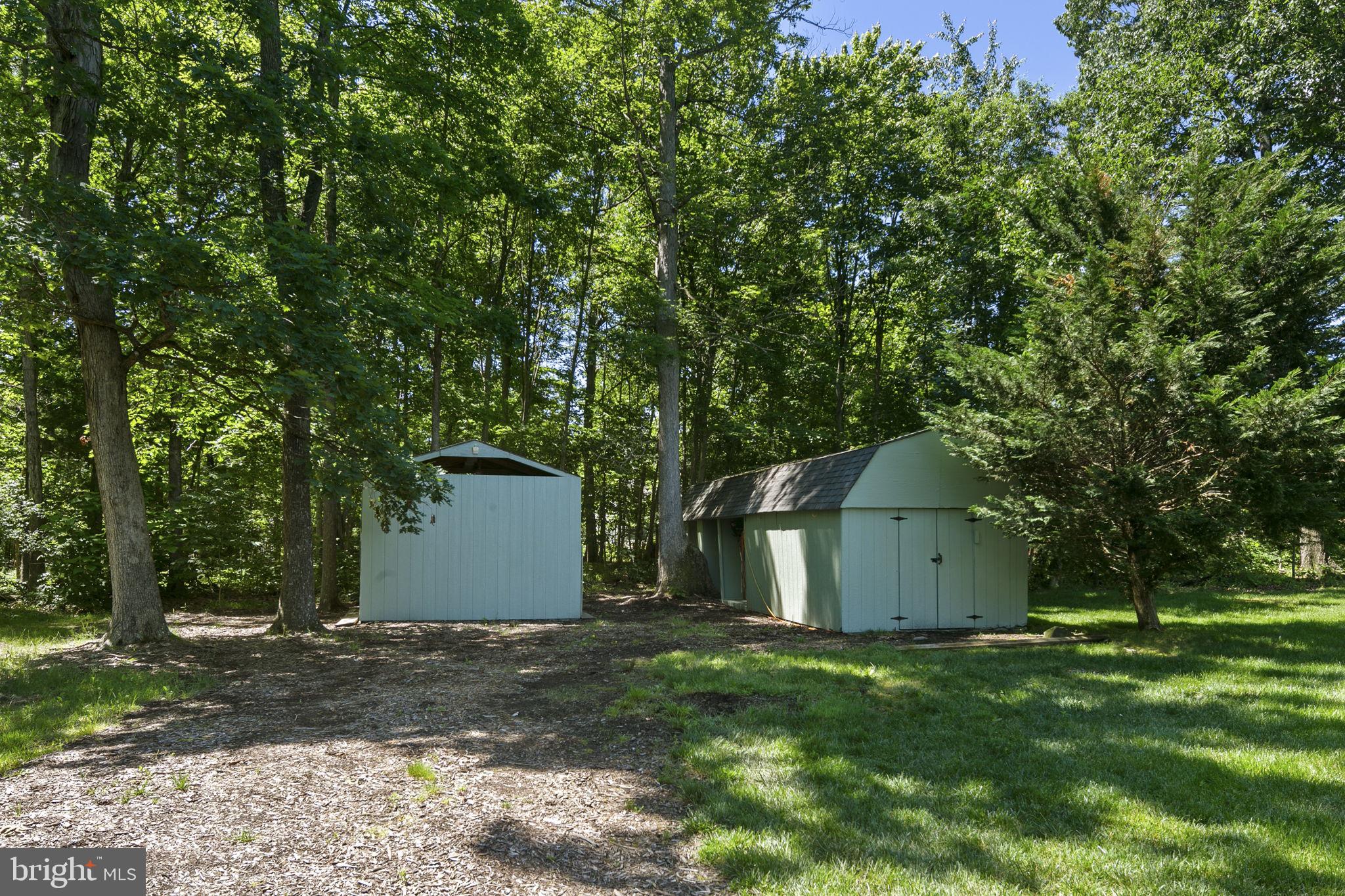 LEWIS PARK - Residential