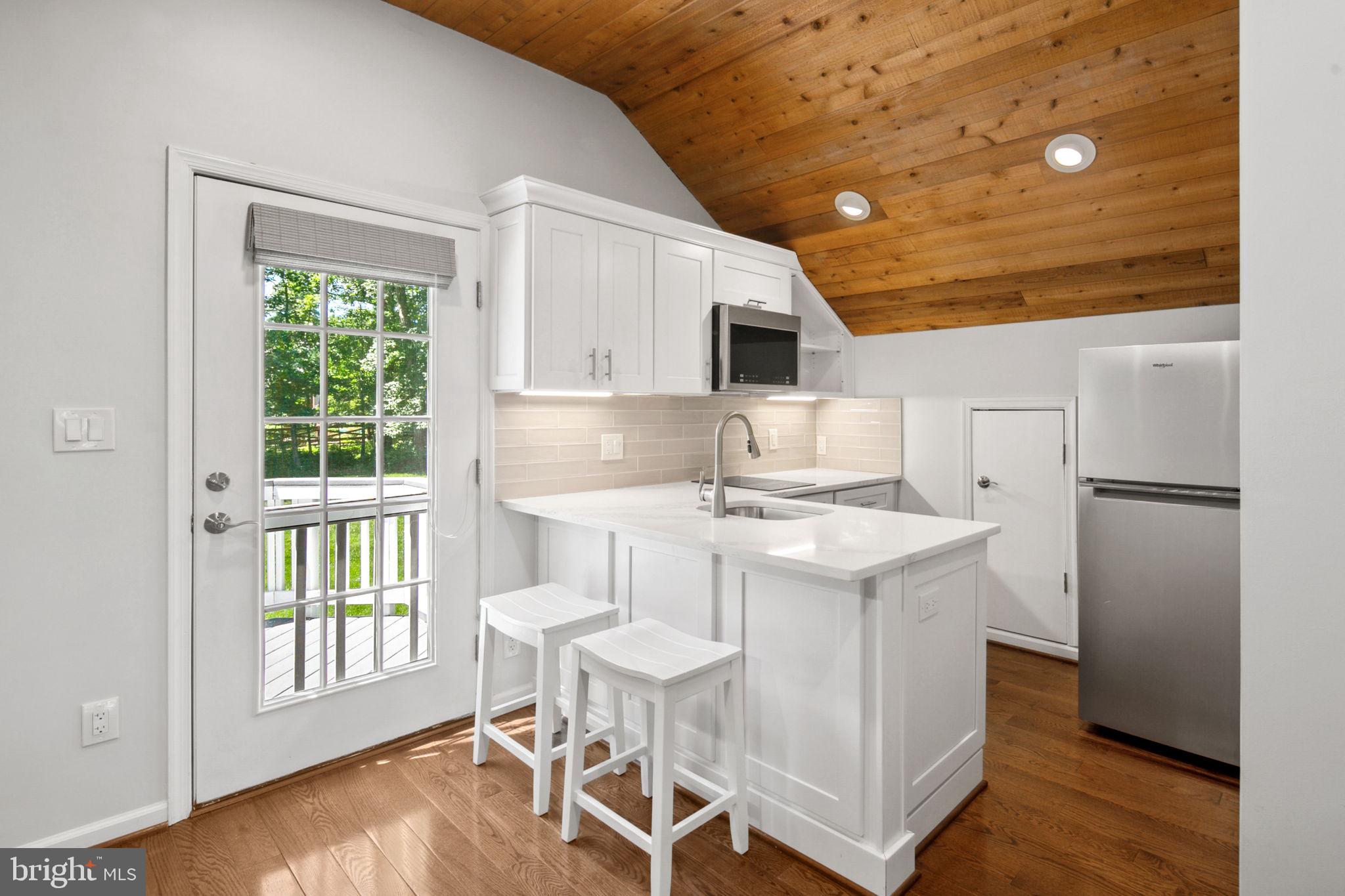 LEWIS PARK - Residential