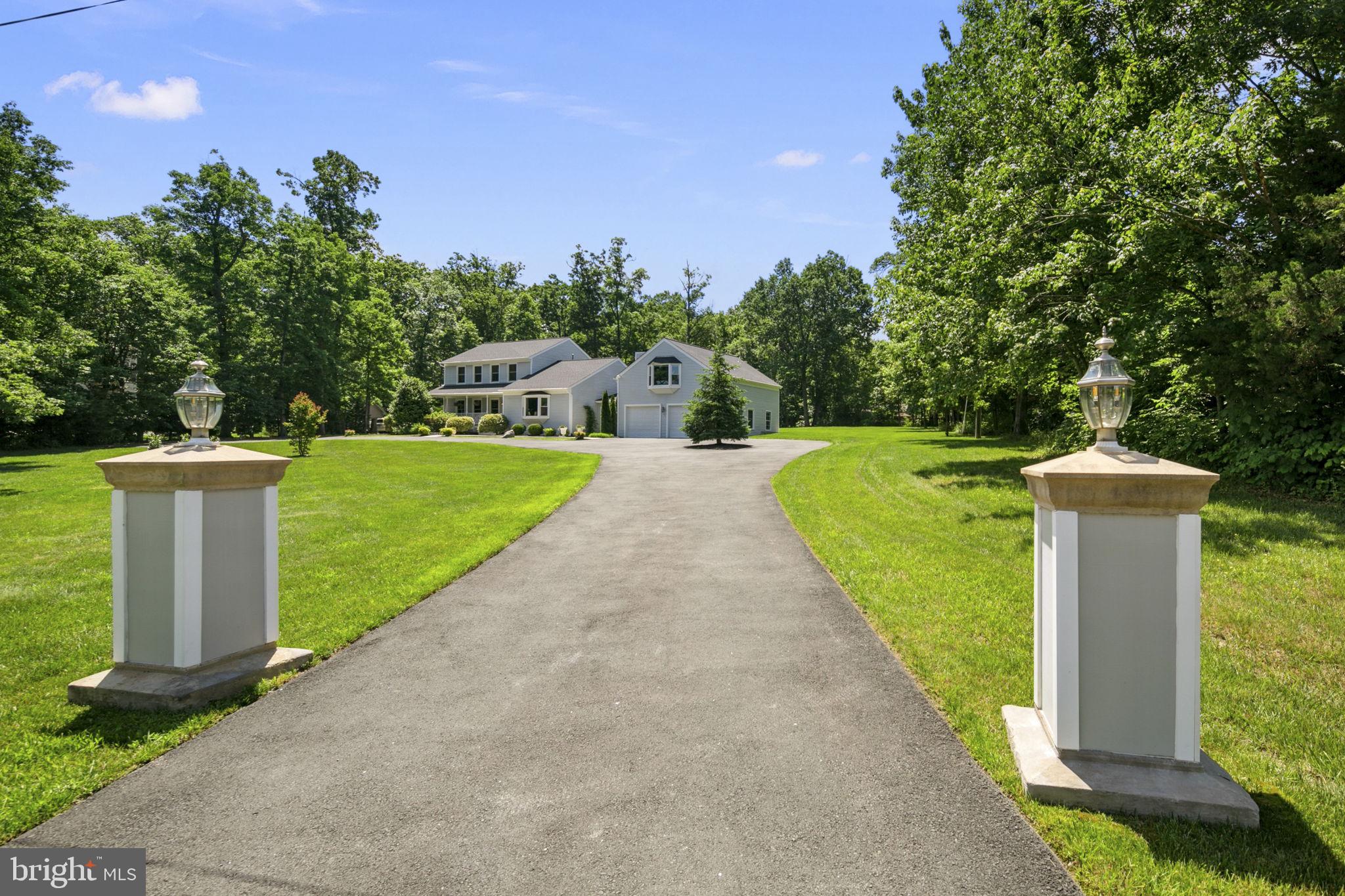 LEWIS PARK - Residential