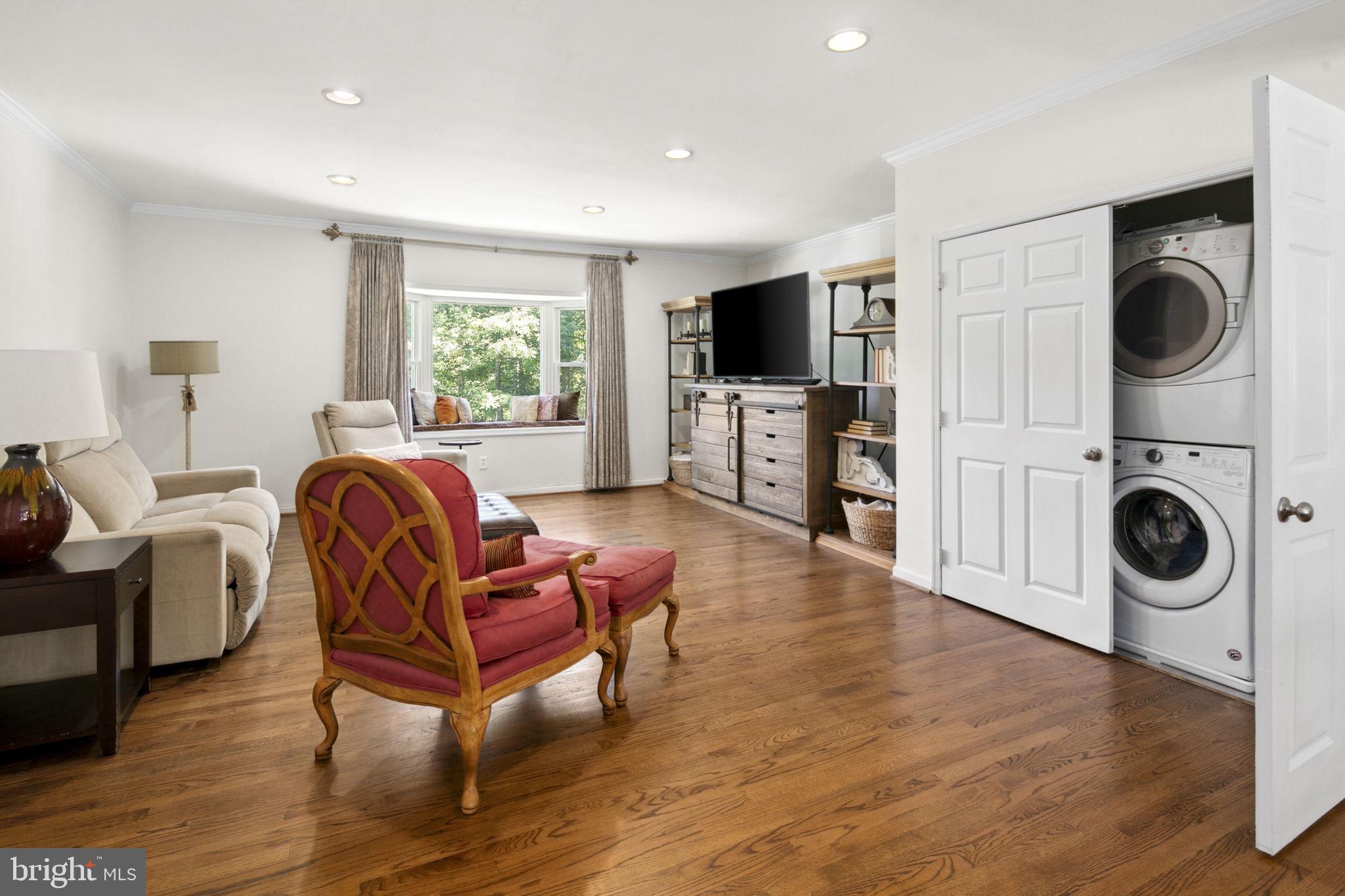 LEWIS PARK - Residential