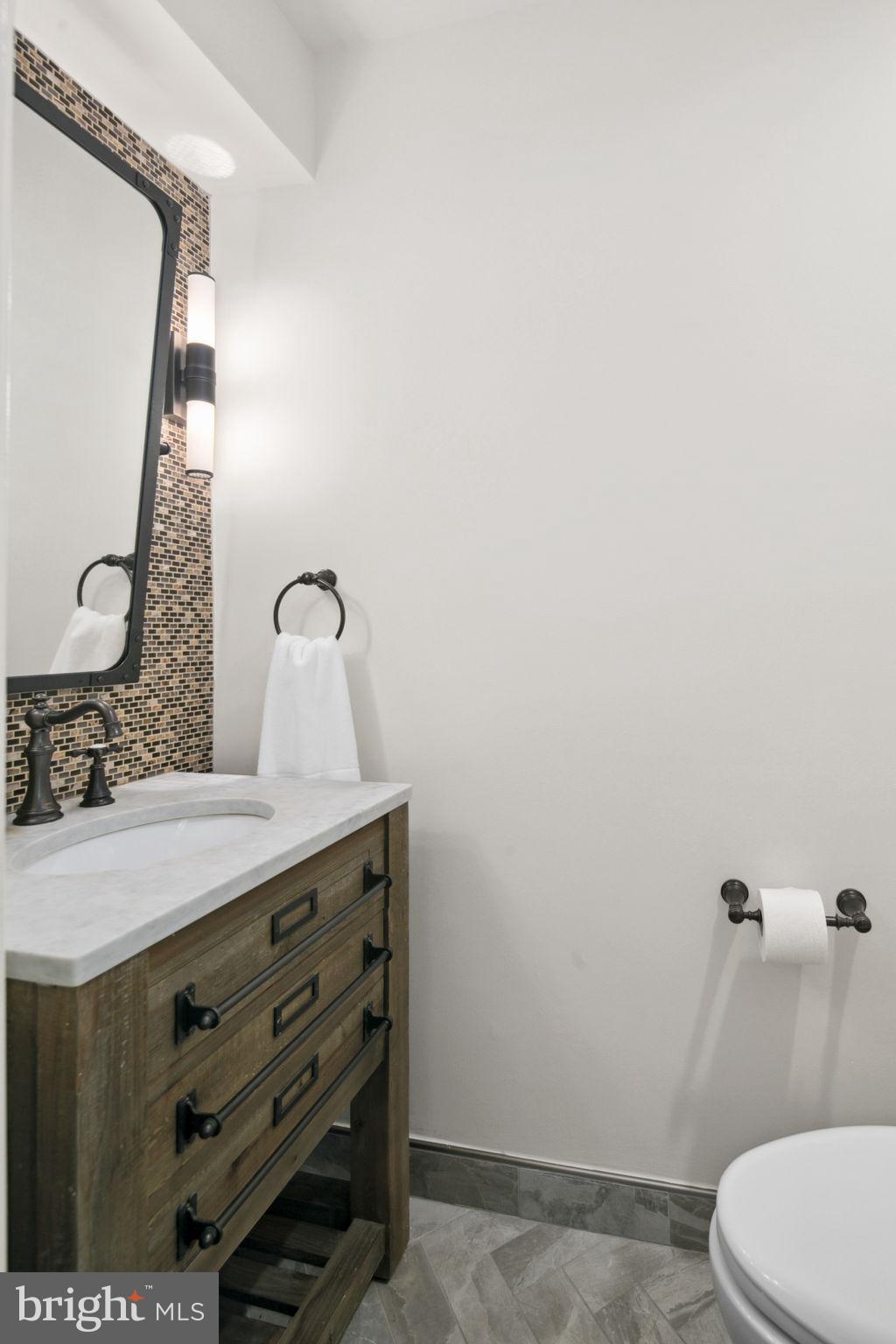 LEWIS PARK - Residential