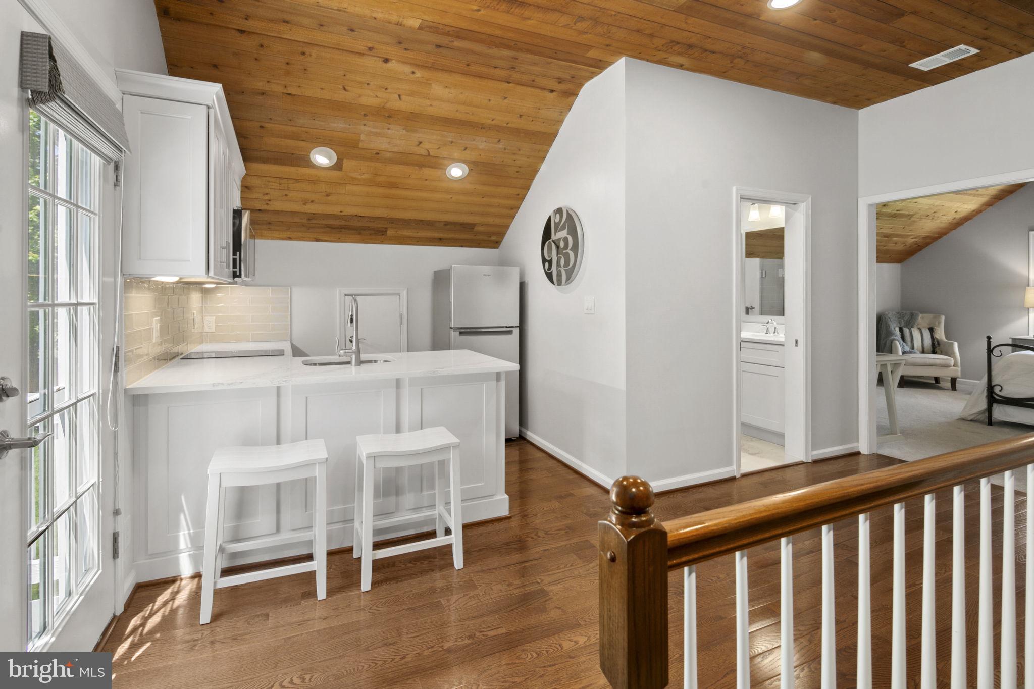 LEWIS PARK - Residential