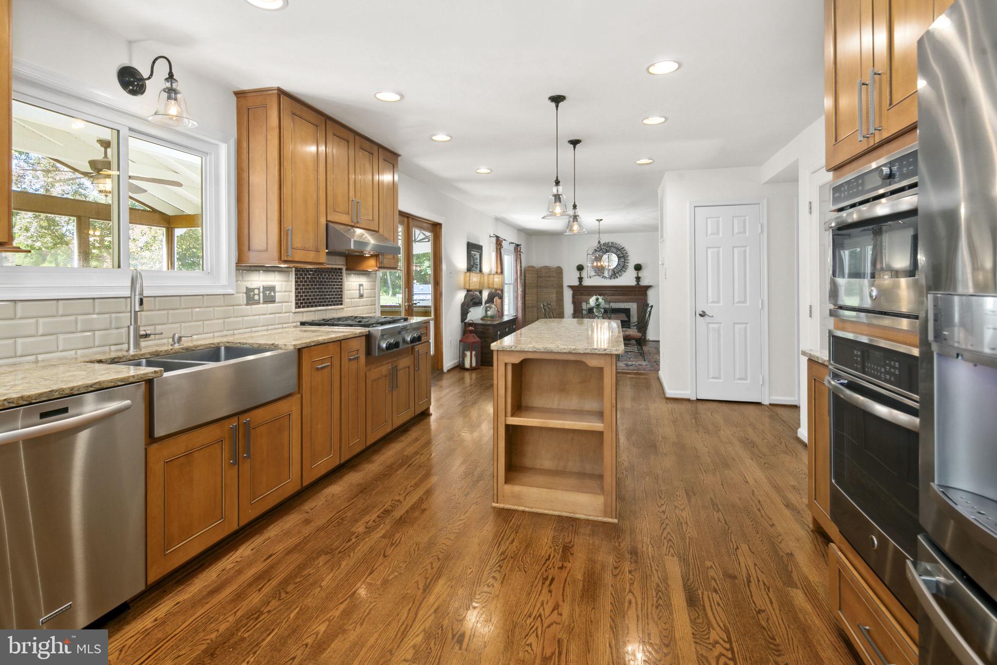 LEWIS PARK - Residential