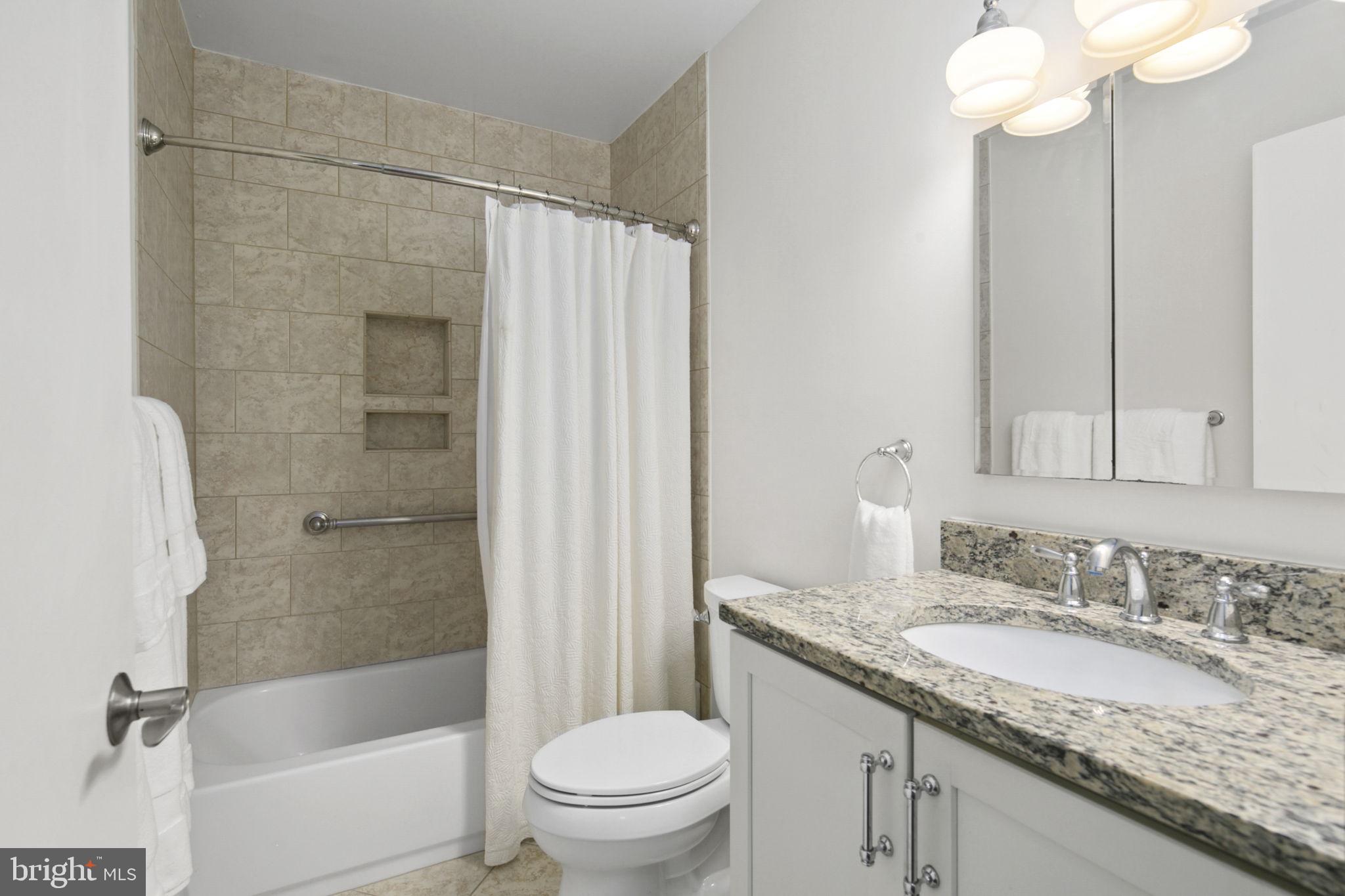 LEWIS PARK - Residential