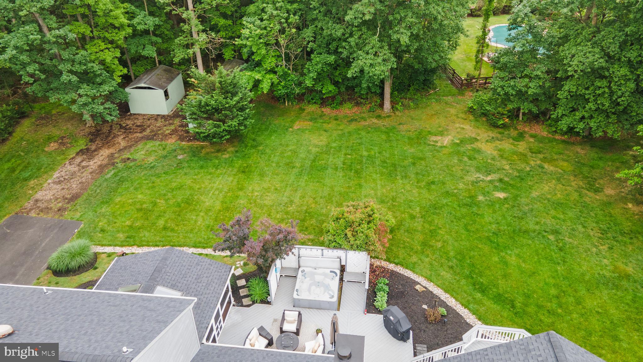 LEWIS PARK - Residential