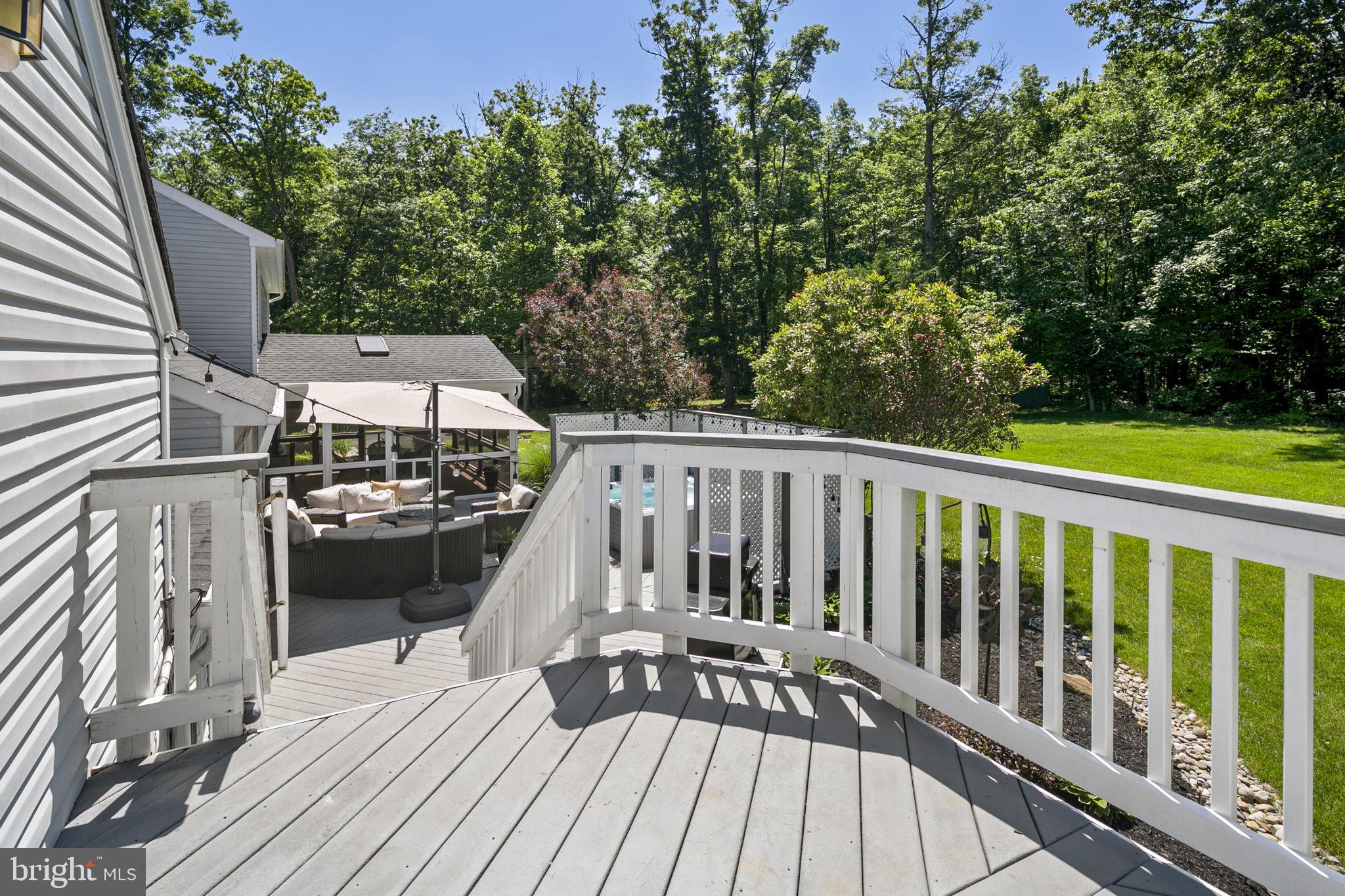 LEWIS PARK - Residential