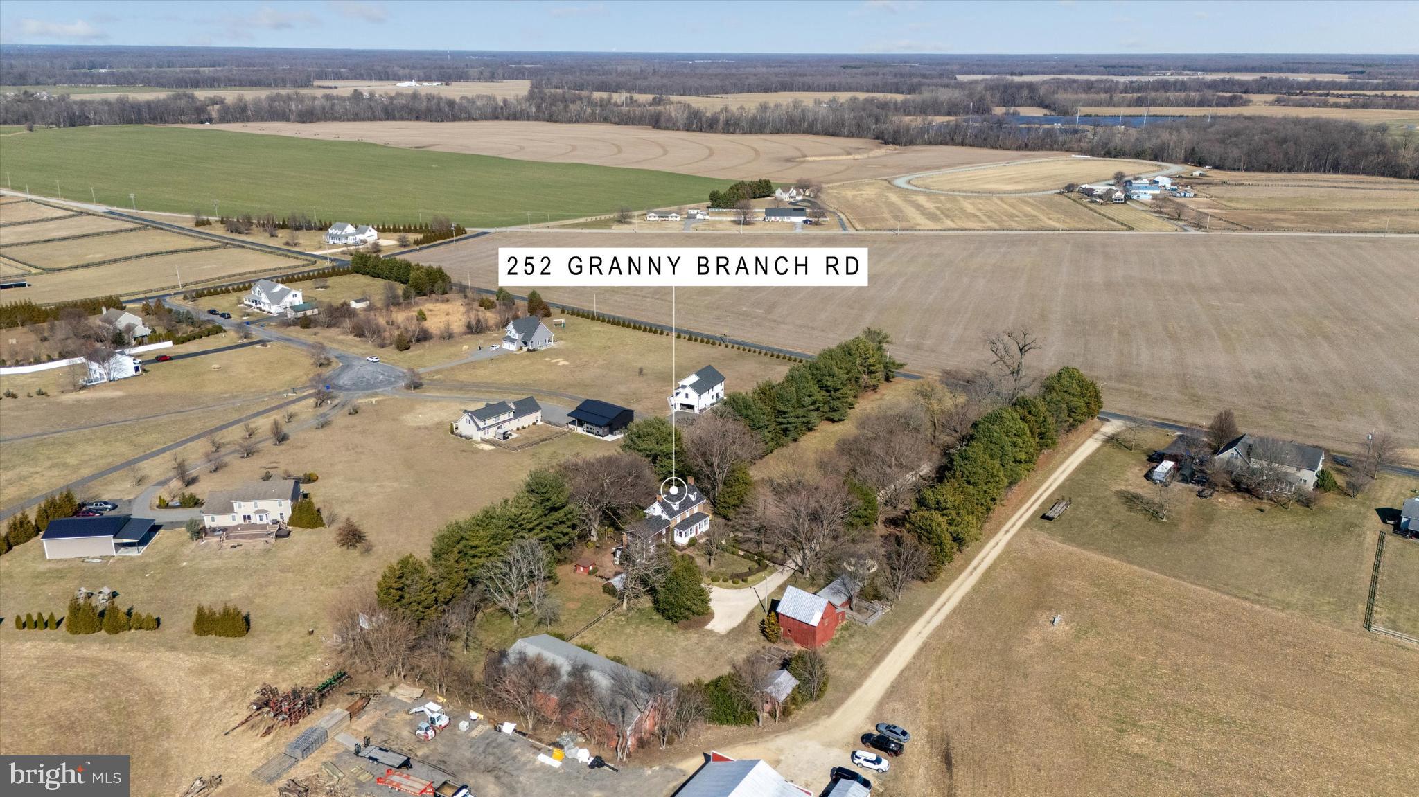 GRANNY BRANCH - Residential