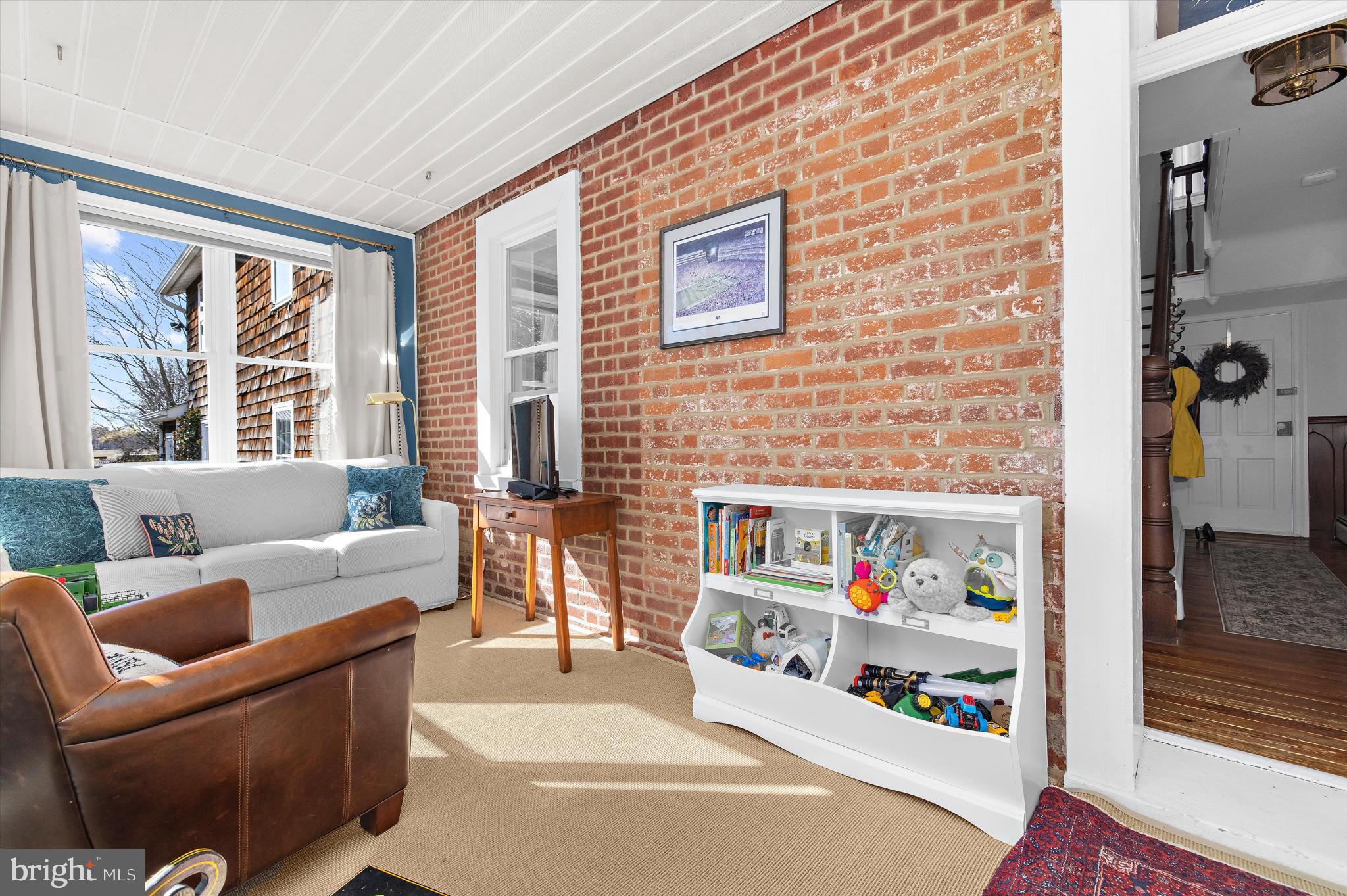 GRANNY BRANCH - Residential