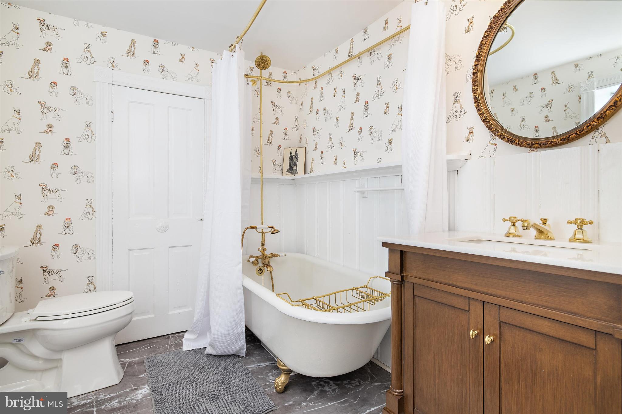 GRANNY BRANCH - Residential