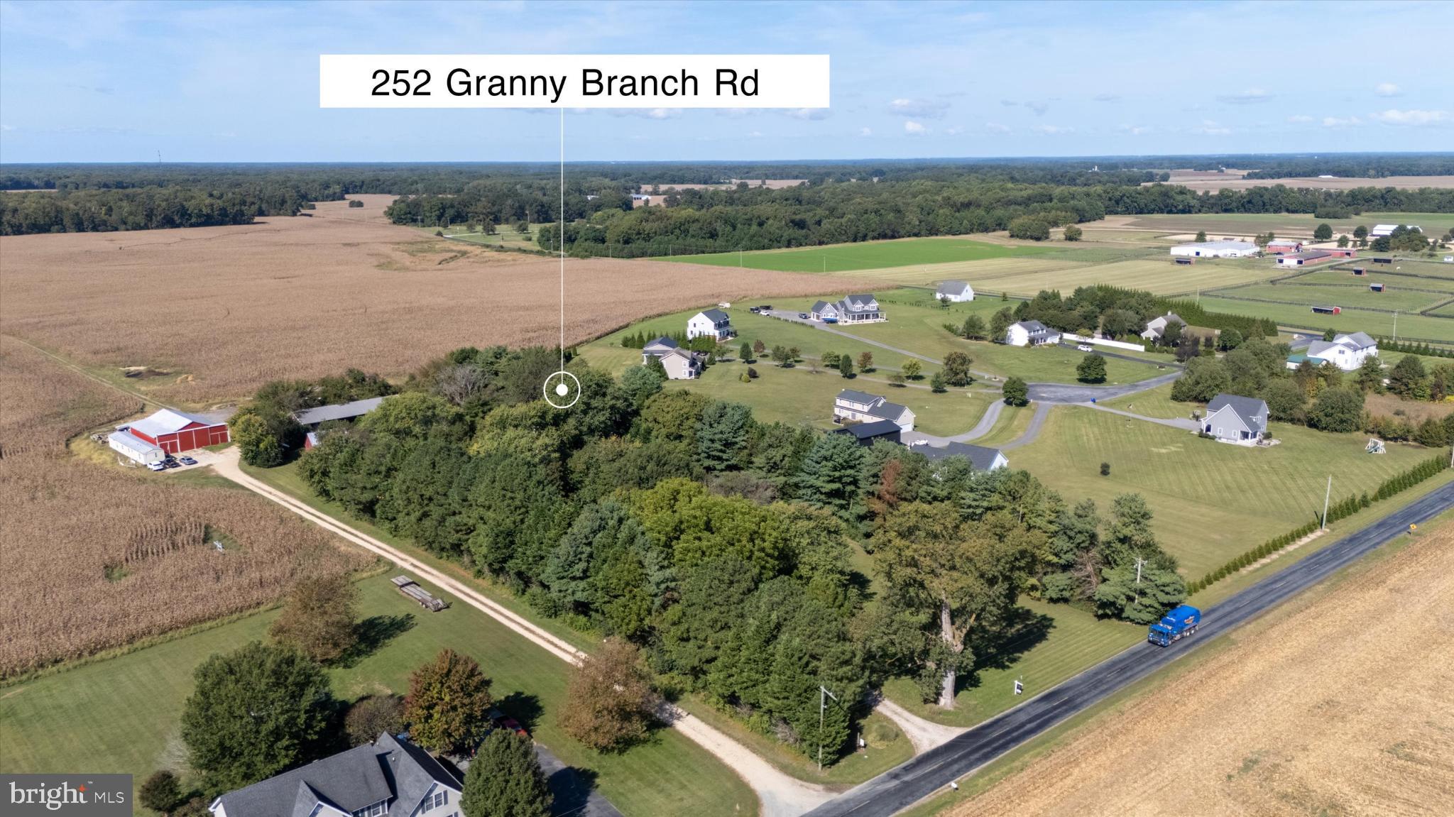 GRANNY BRANCH - Residential