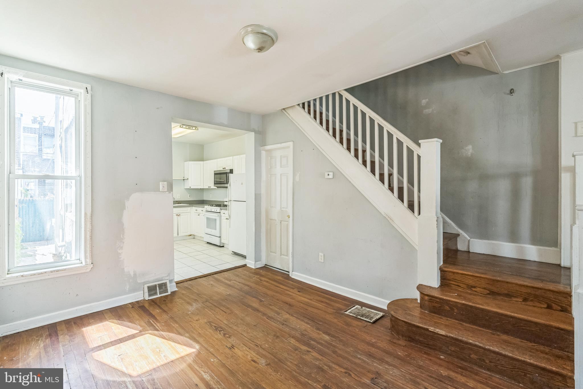 PORT RICHMOND - Residential