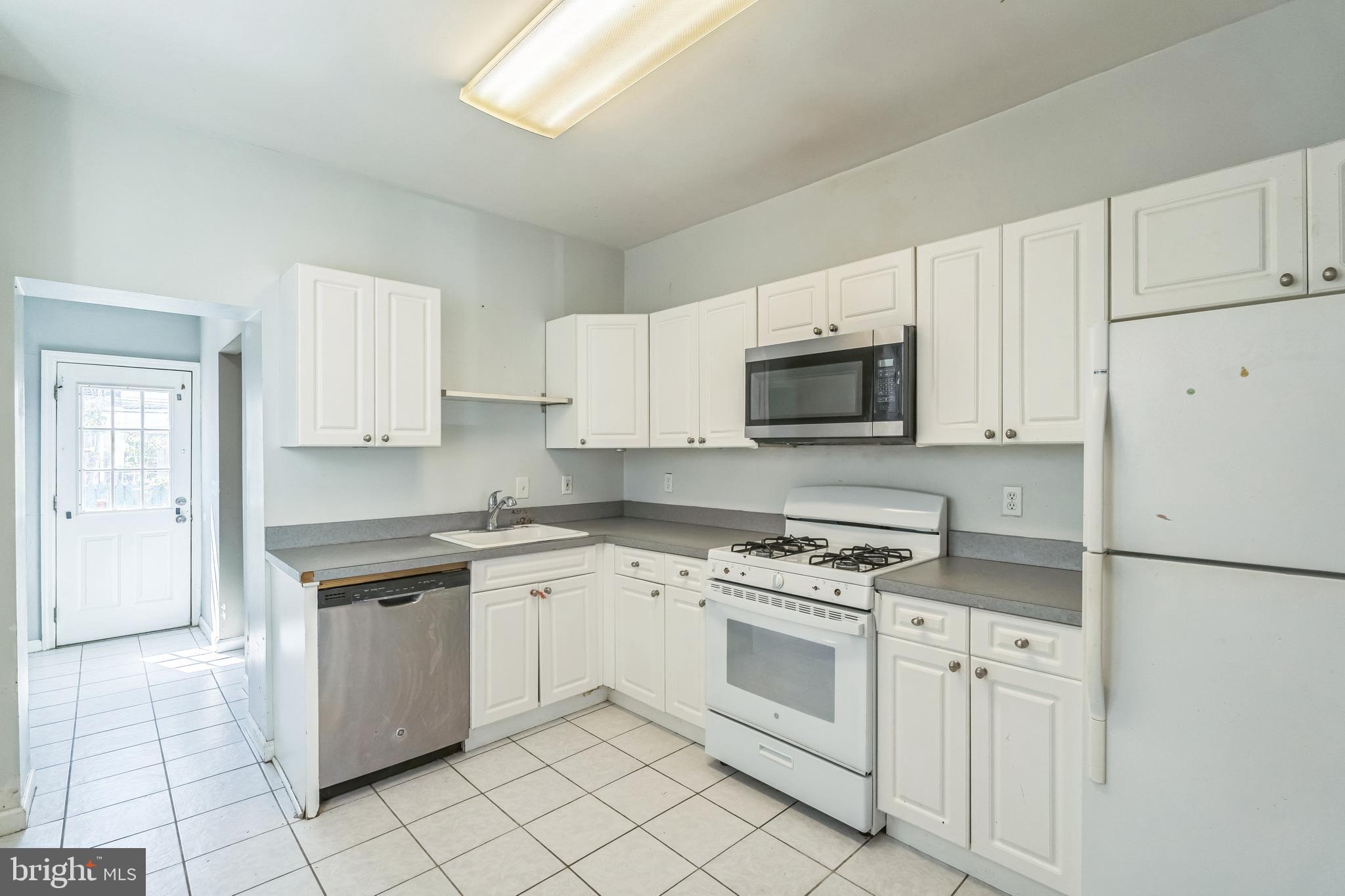 PORT RICHMOND - Residential