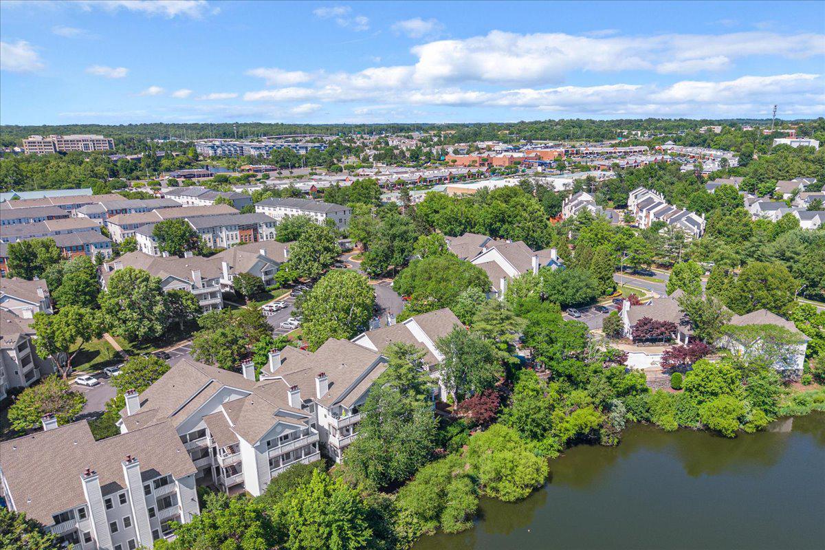 SANDERLING CONDO - Residential