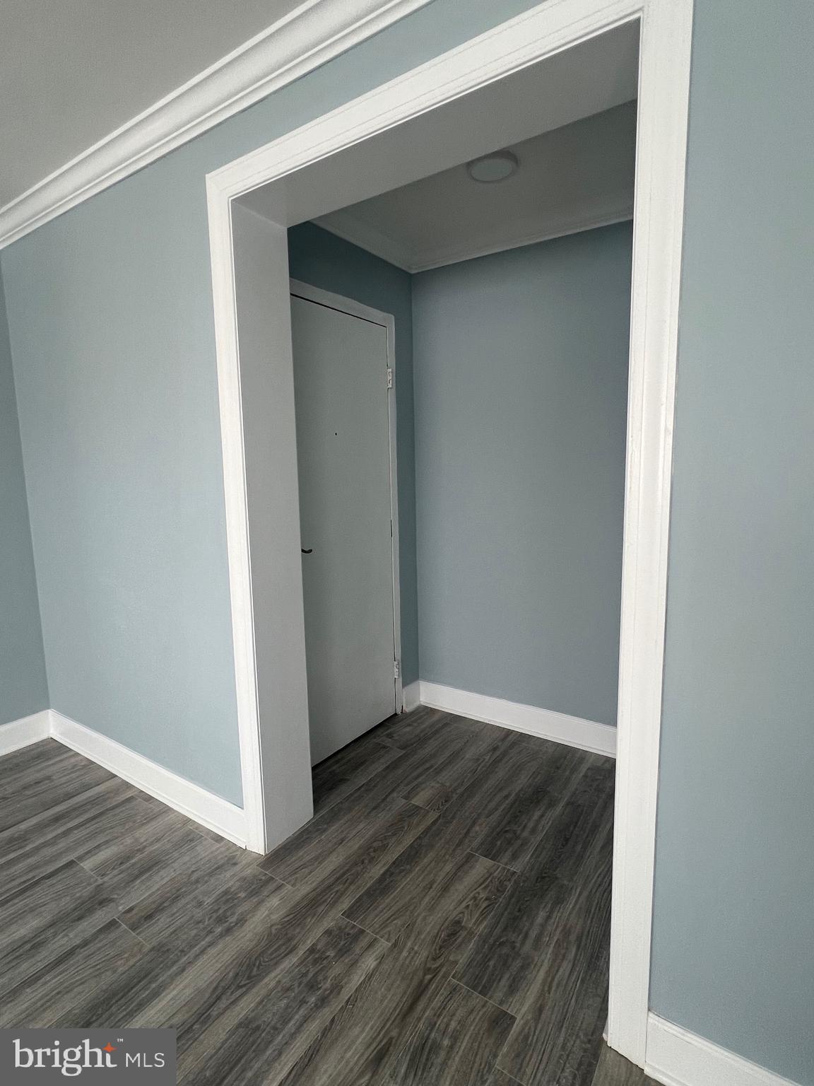 JAMES LEE CONDO - Residential