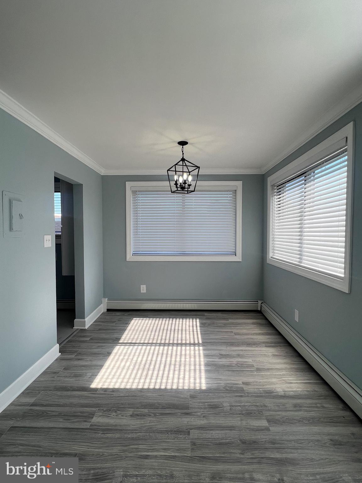 JAMES LEE CONDO - Residential