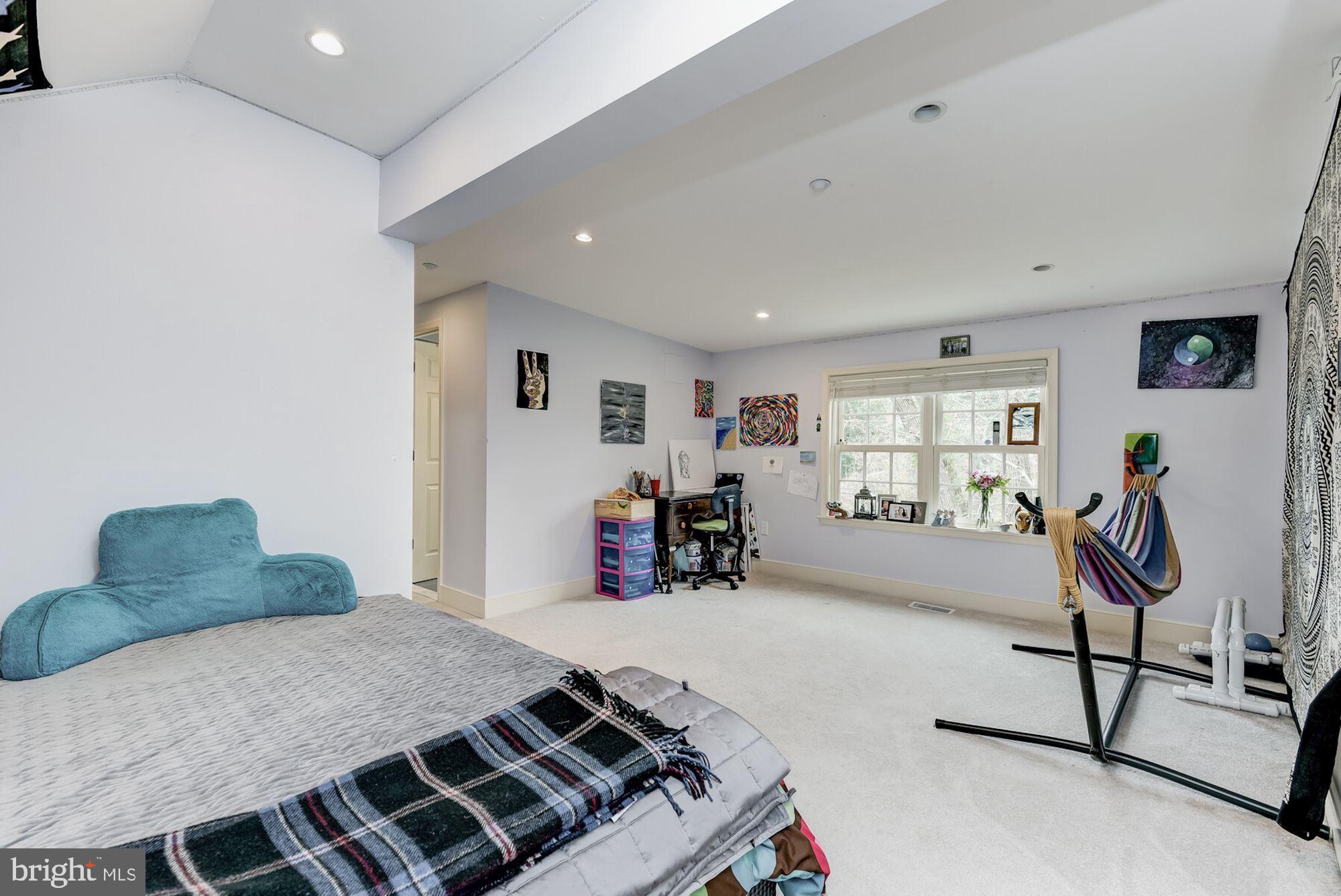 KENWOOD - Residential