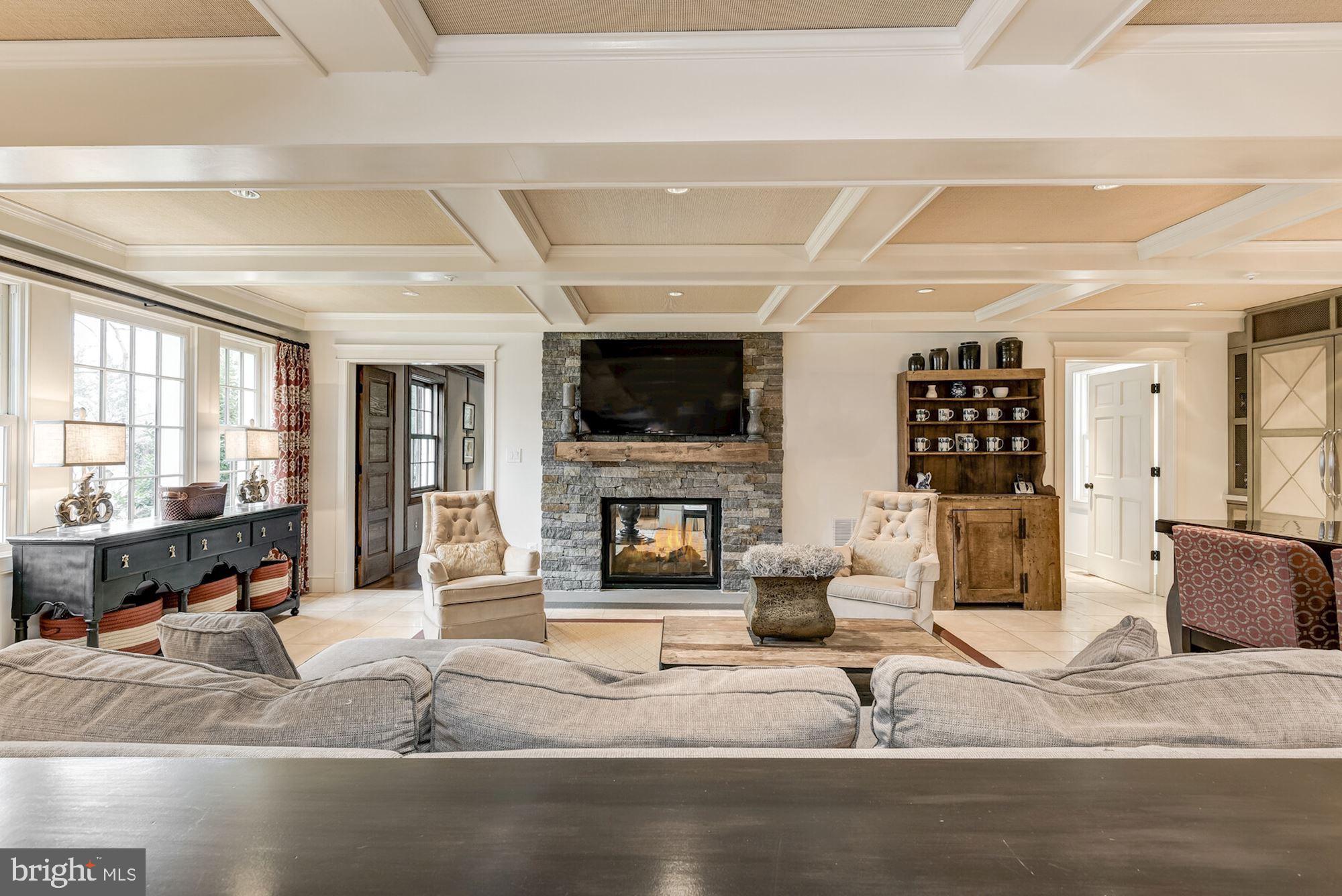 KENWOOD - Residential