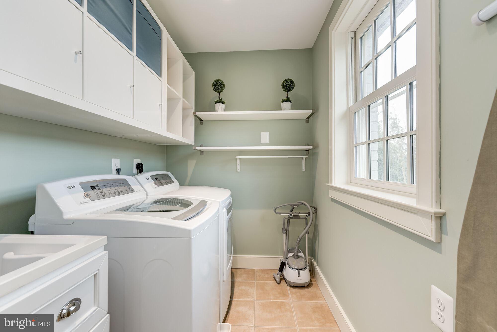 KENWOOD - Residential